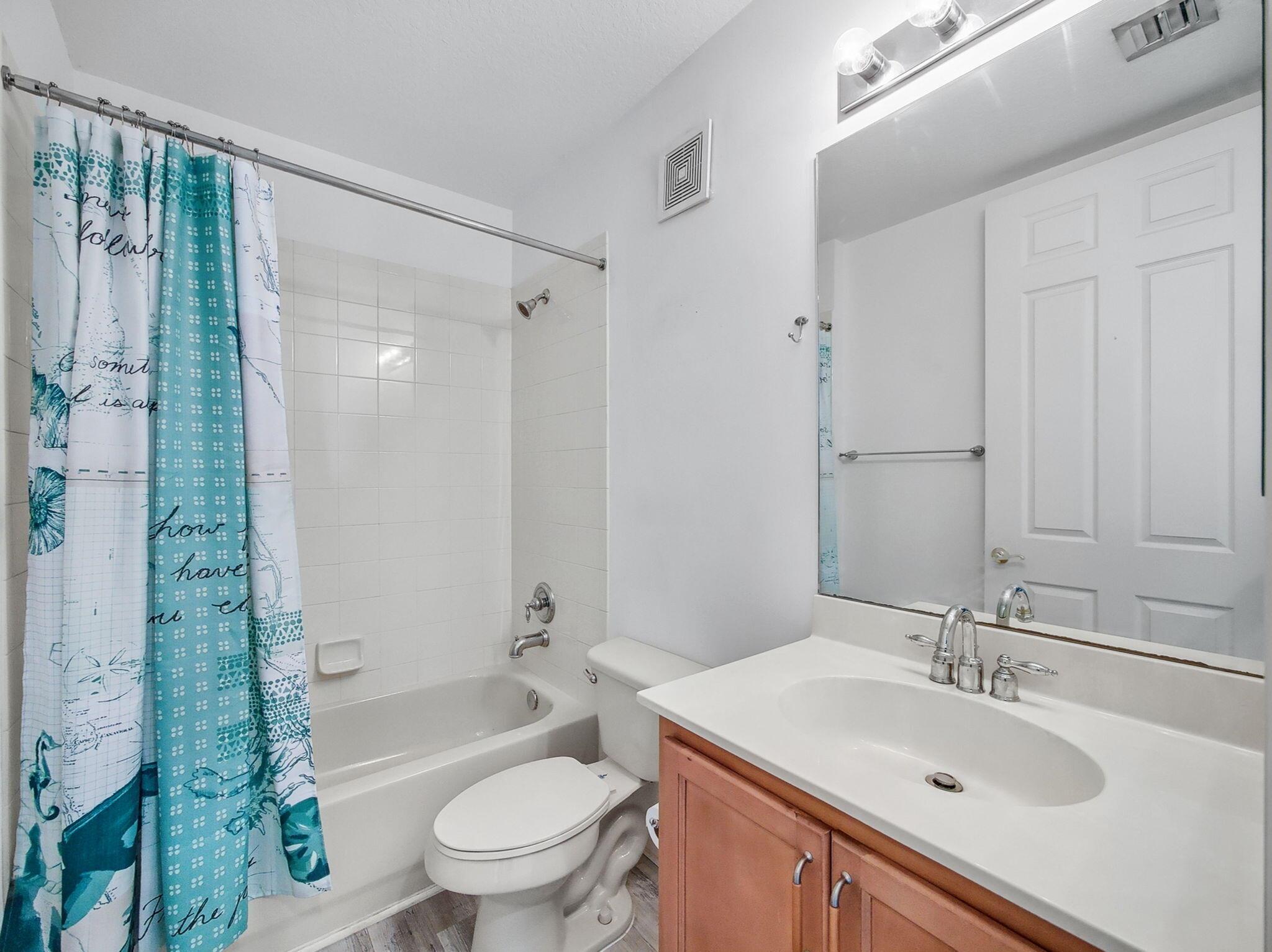 10520 SW Stephanie Way 2-202