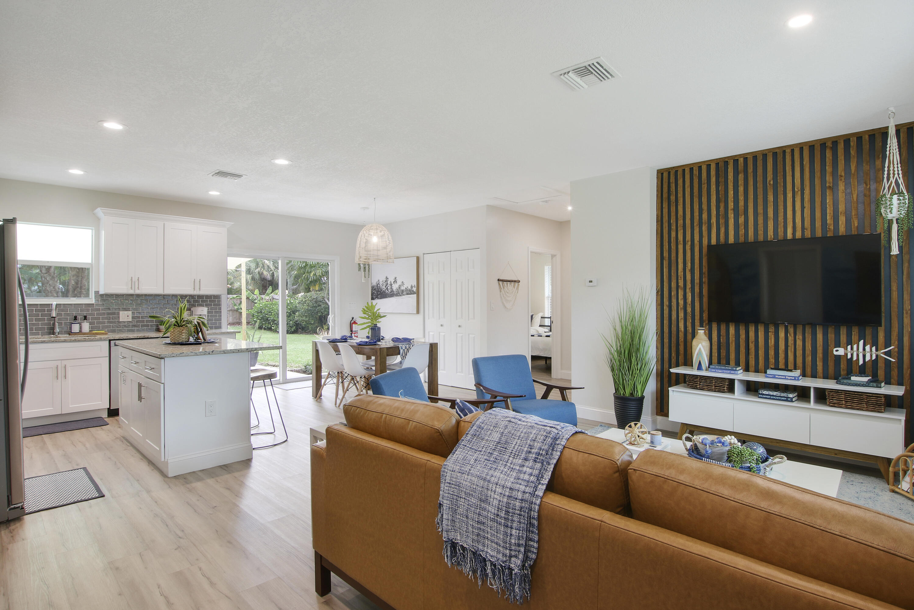 2559 Conroy Drive