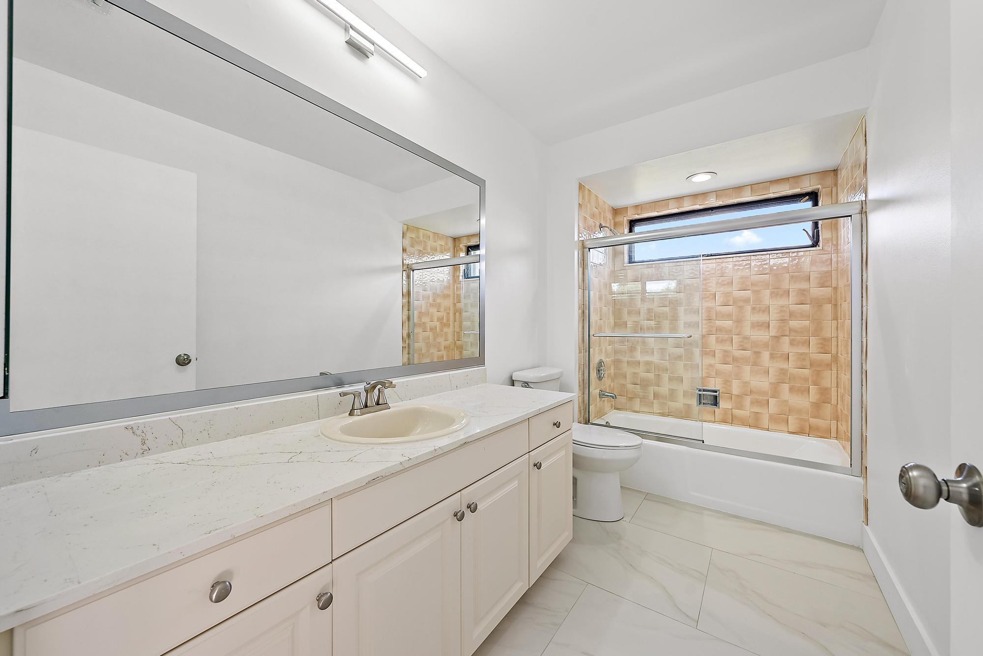 18 Glencairn Road