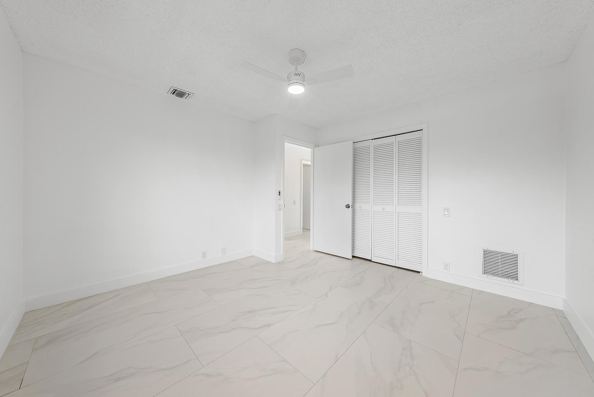 18 Glencairn Road