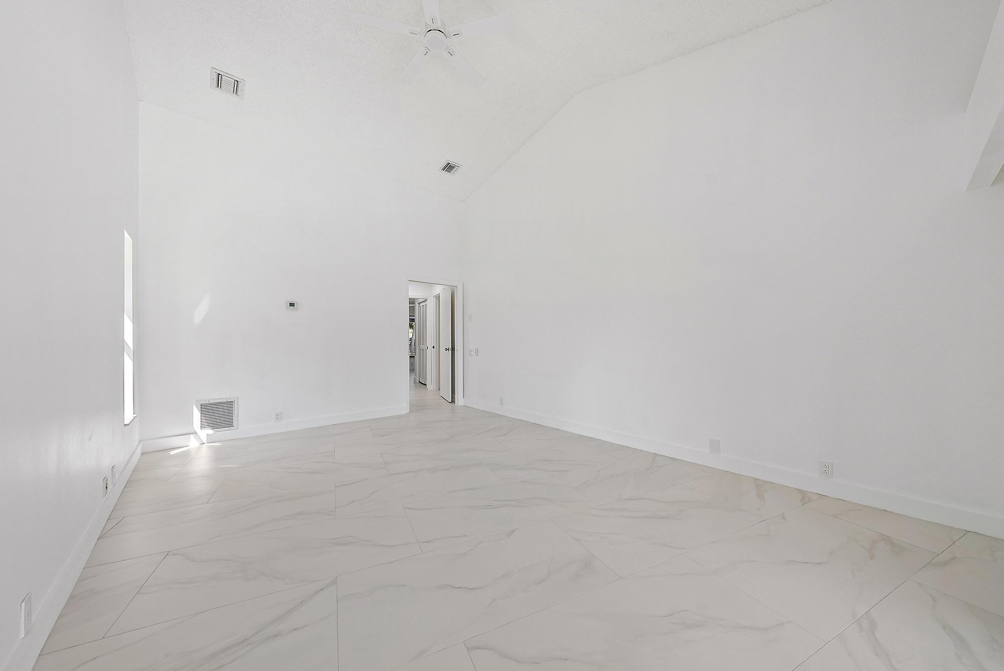 18 Glencairn Road