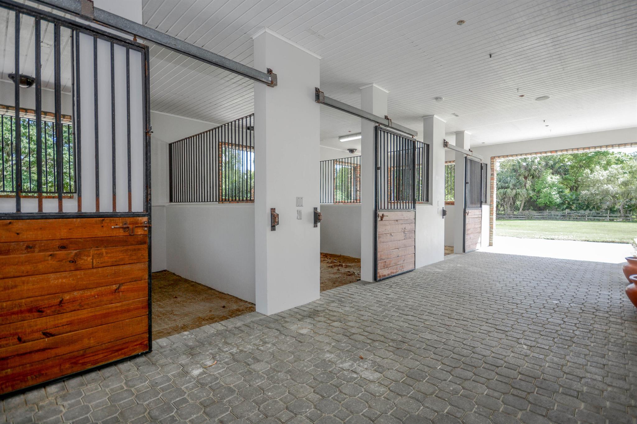 10534 Dogwood Trail