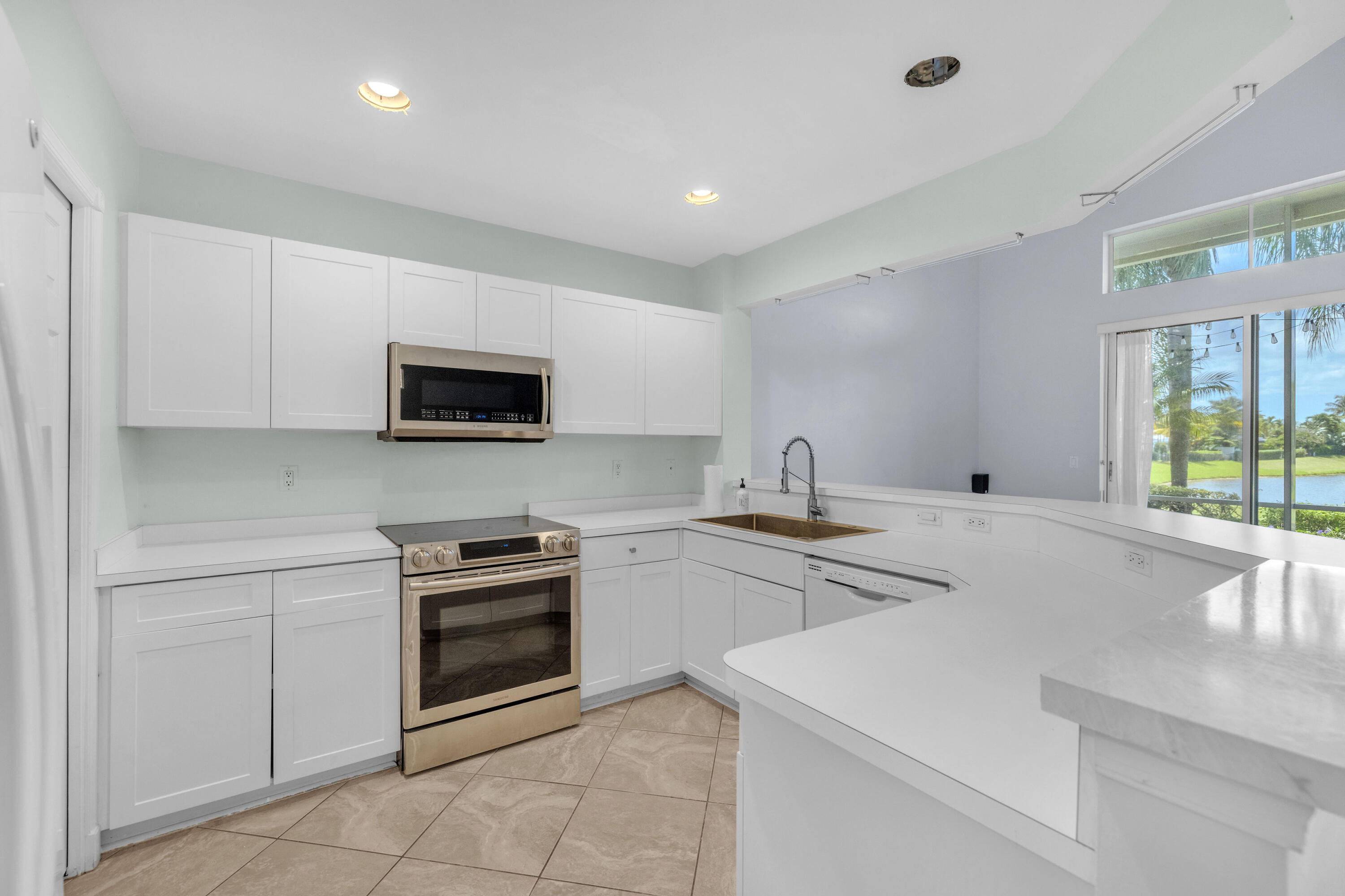 10125 N Military Trail