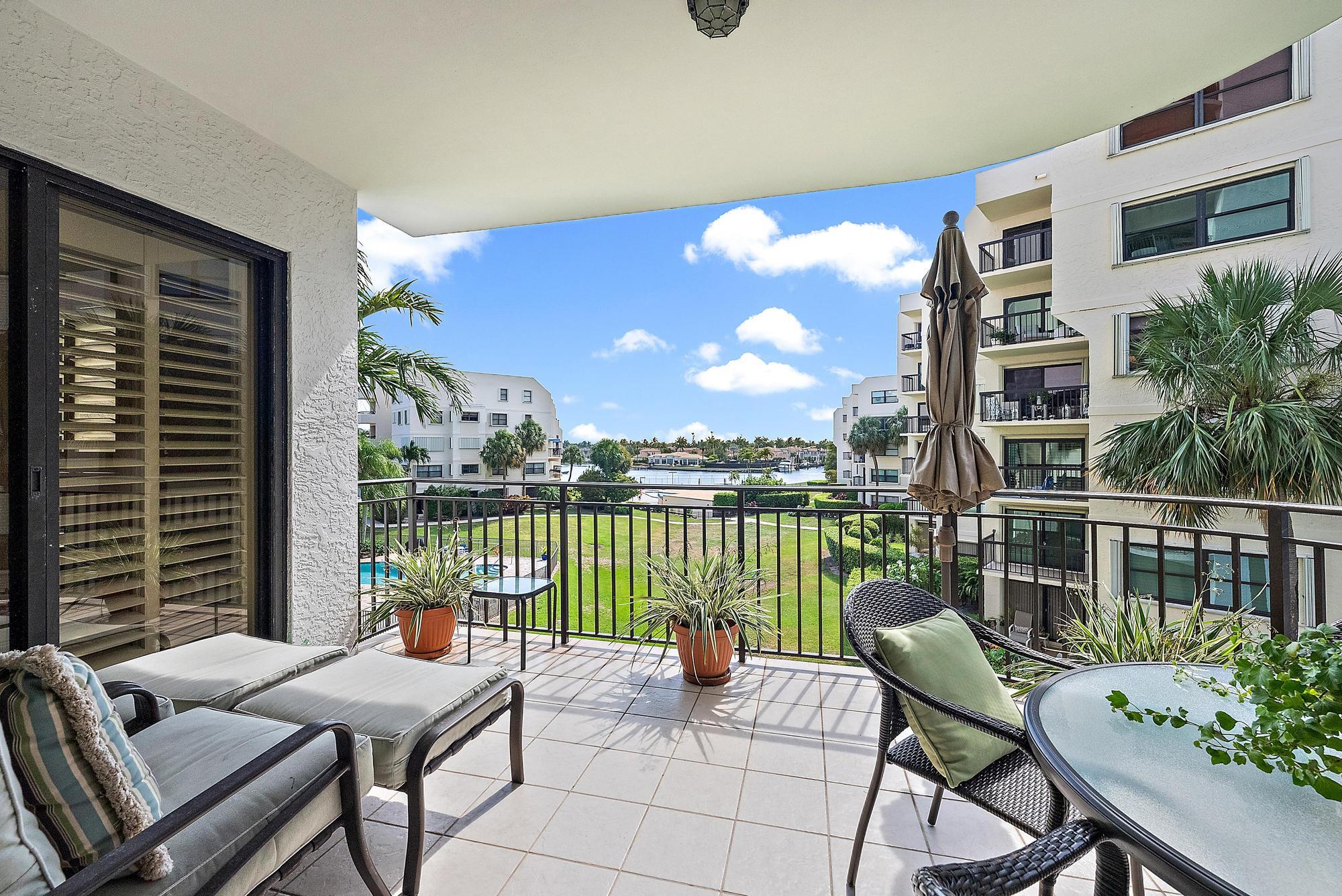 370 Golfview Road 304
