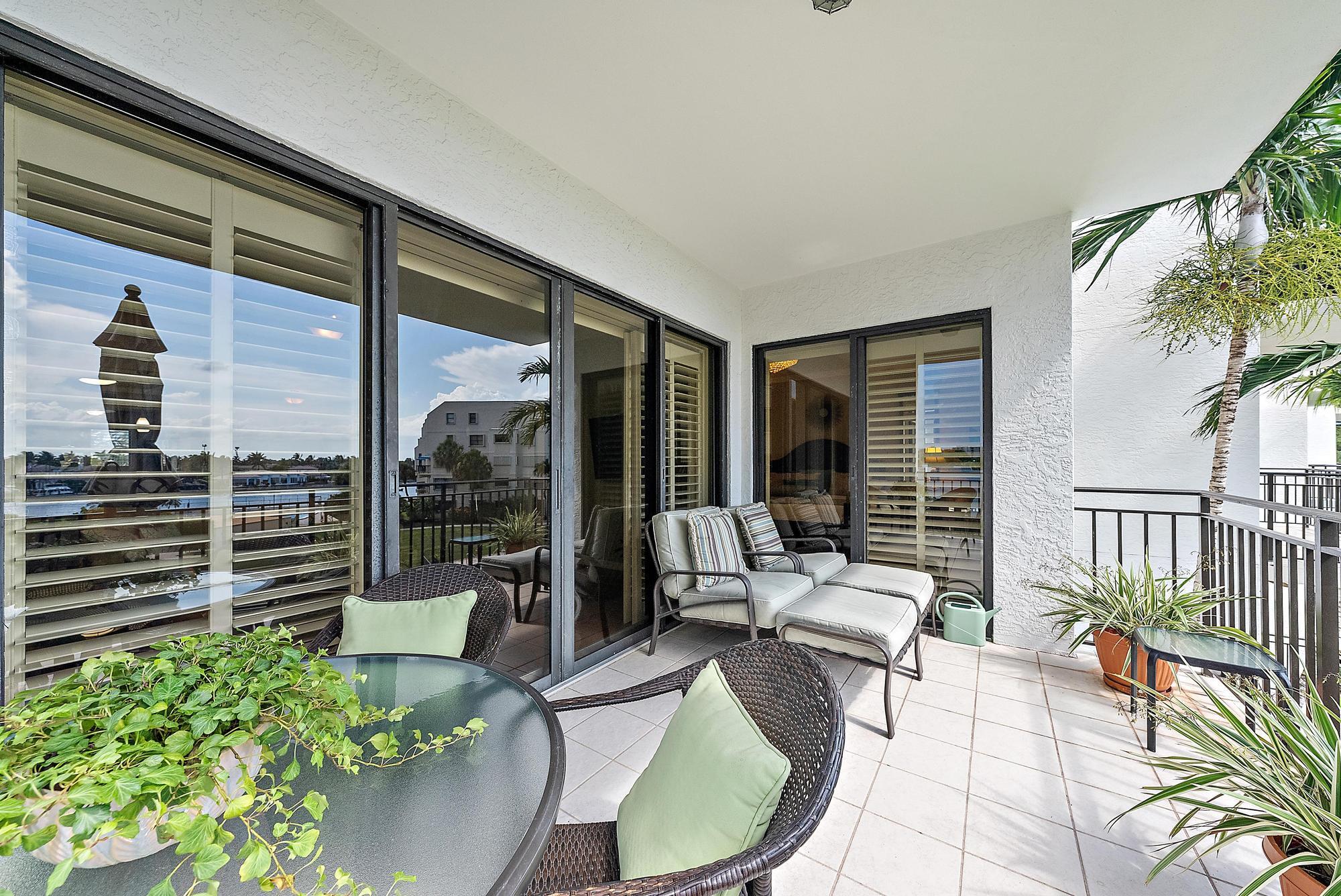 370 Golfview Road 304