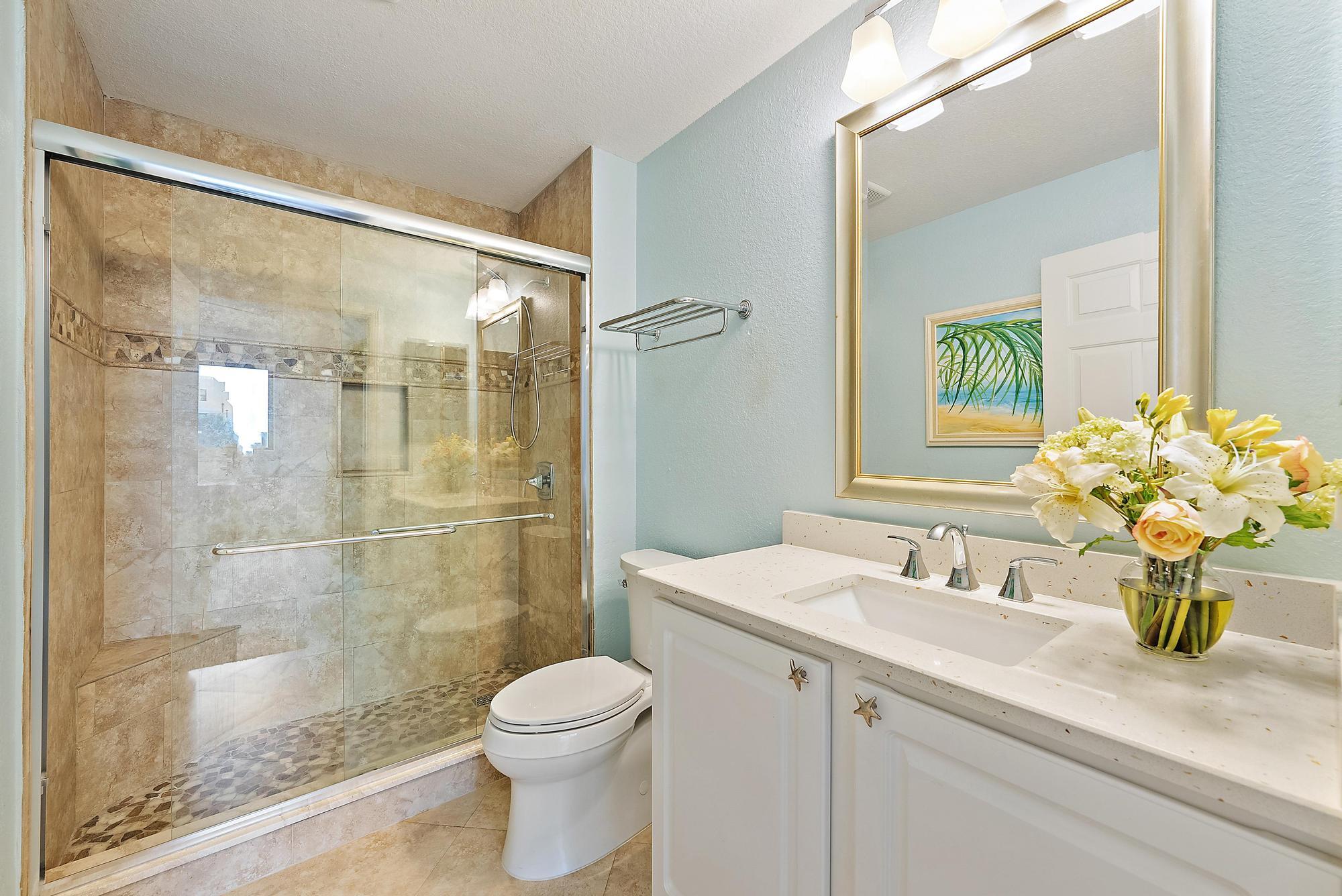 370 Golfview Road 304