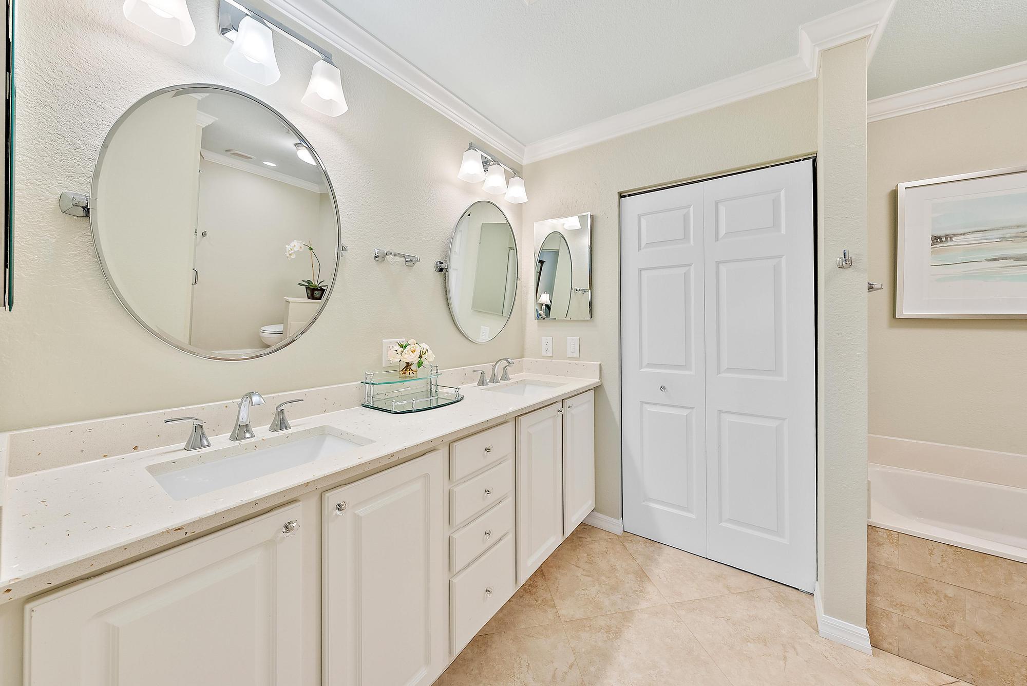 370 Golfview Road 304