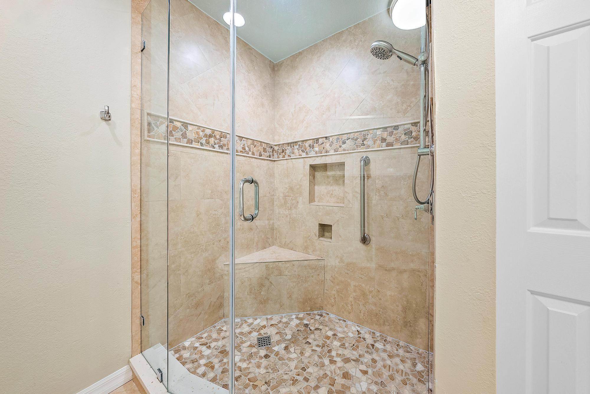 370 Golfview Road 304