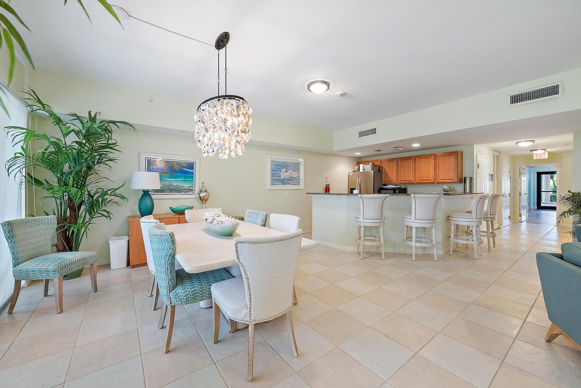 370 Golfview Road 304