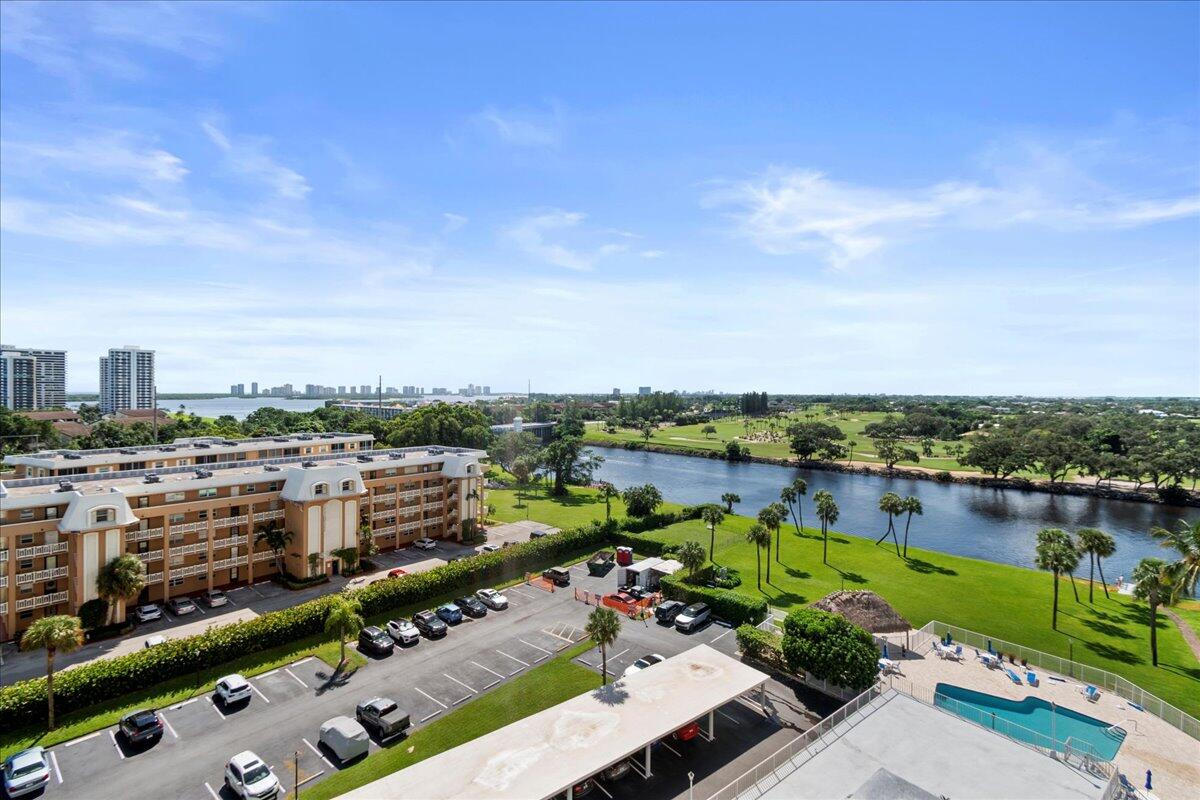 336 Golfview Road 1009