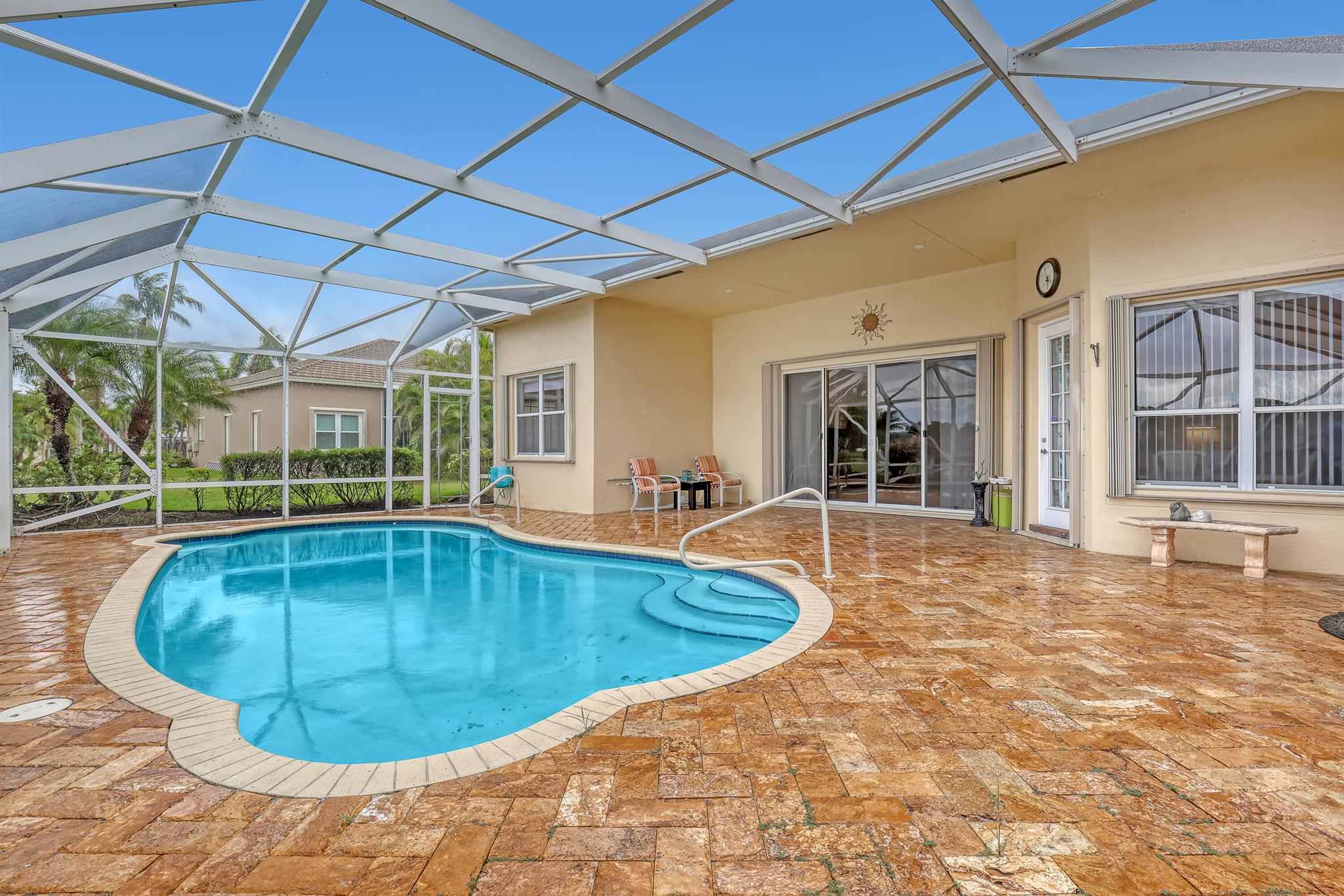 9466 Lantern Bay Circle