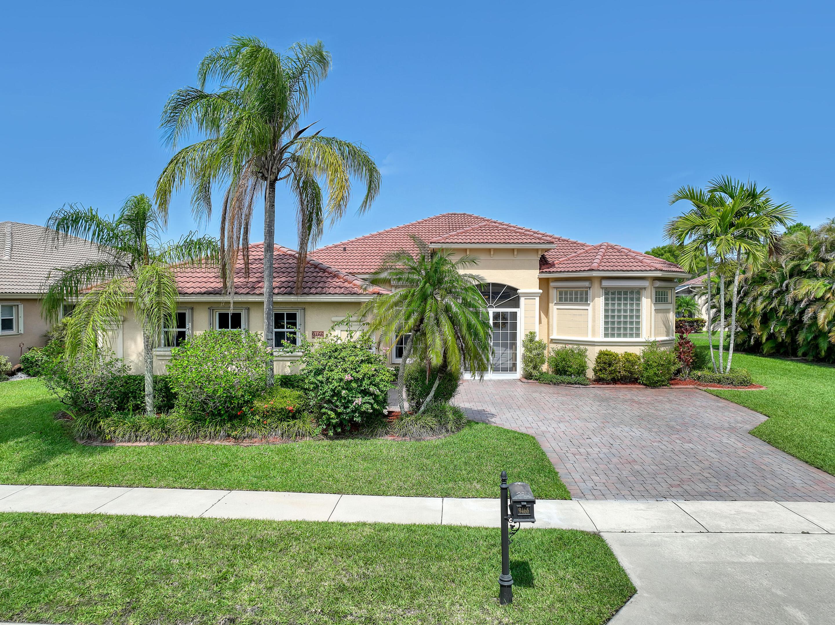 9466 Lantern Bay Circle