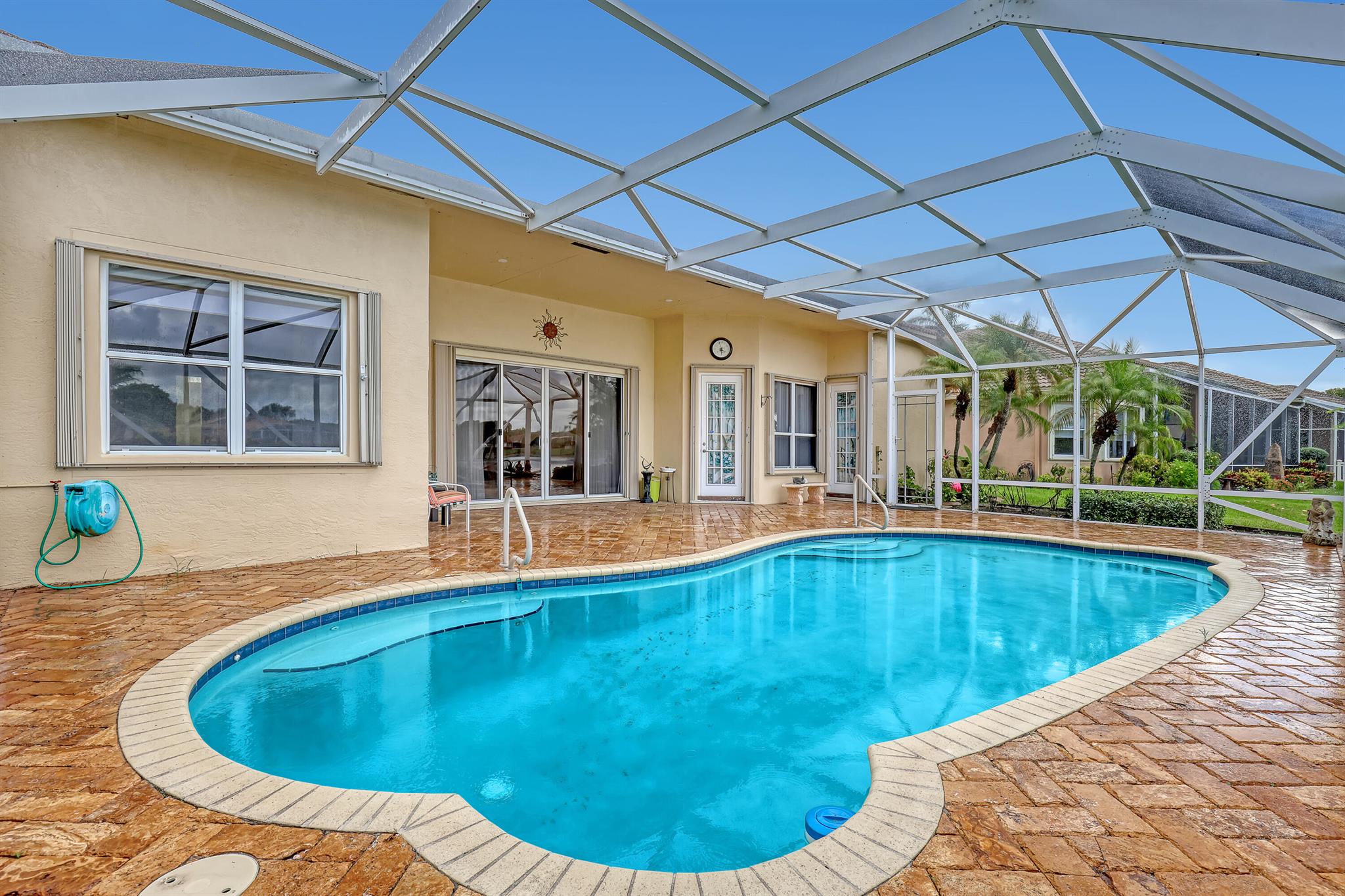 9466 Lantern Bay Circle