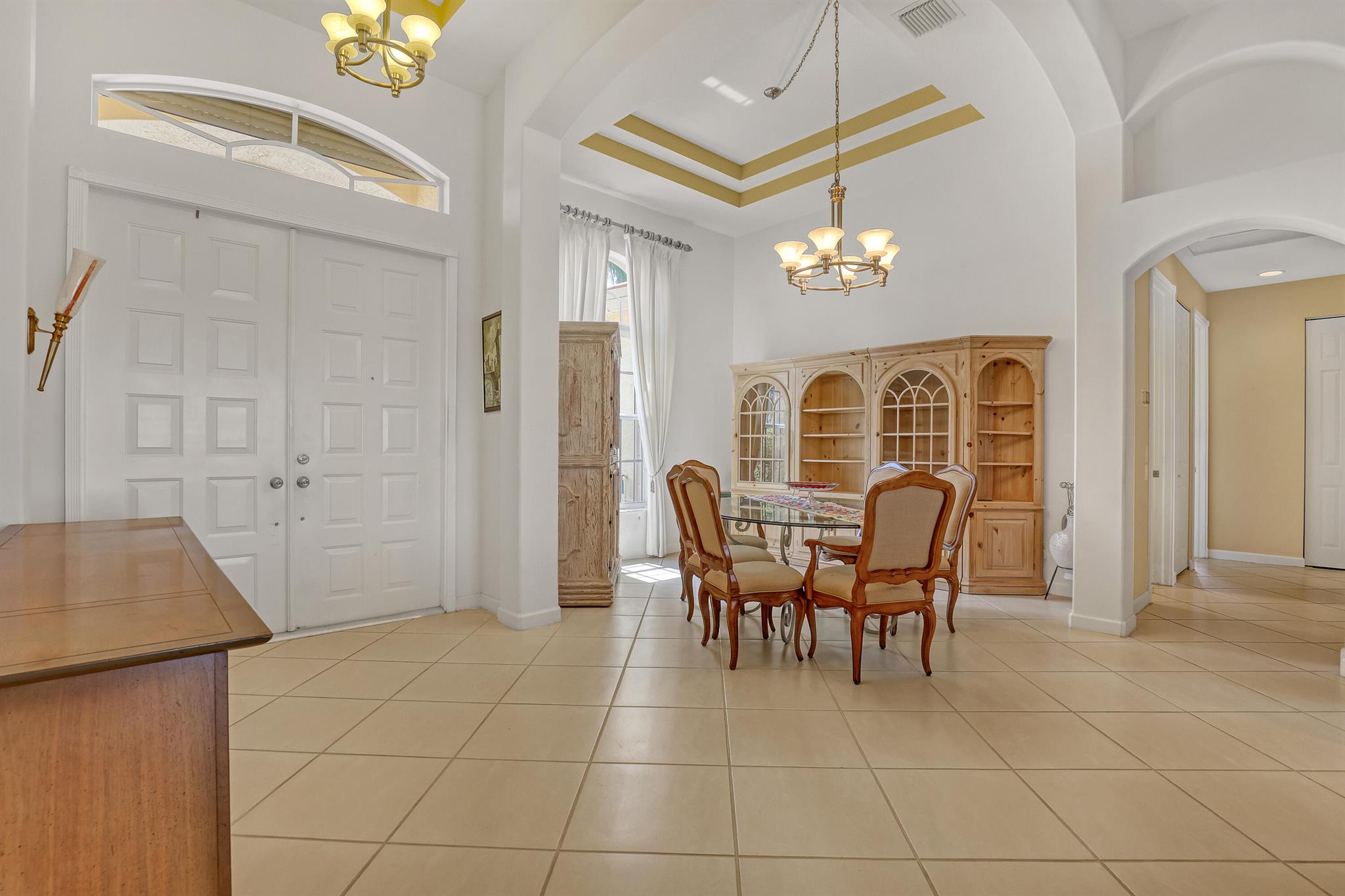 9466 Lantern Bay Circle