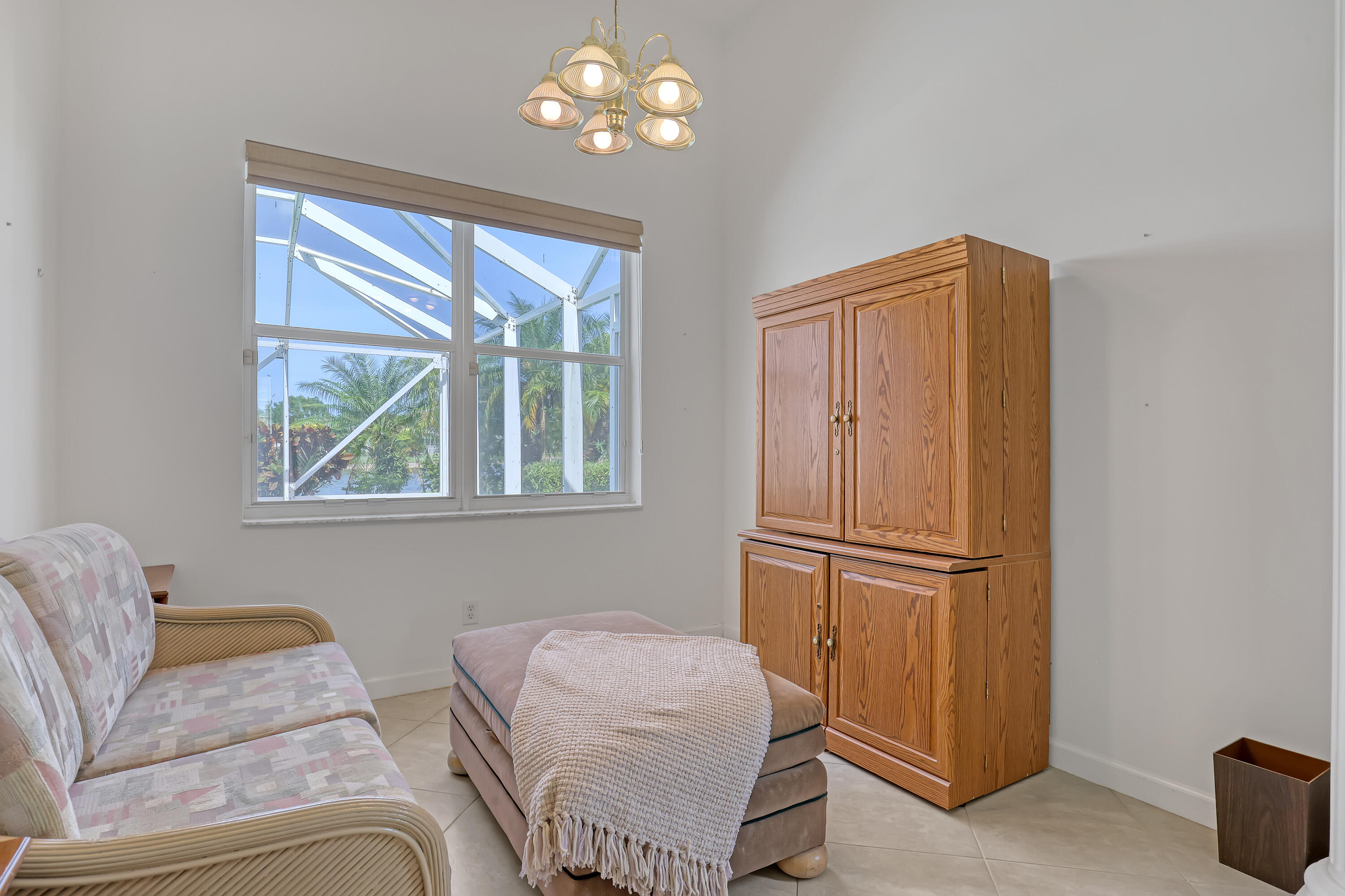 9466 Lantern Bay Circle