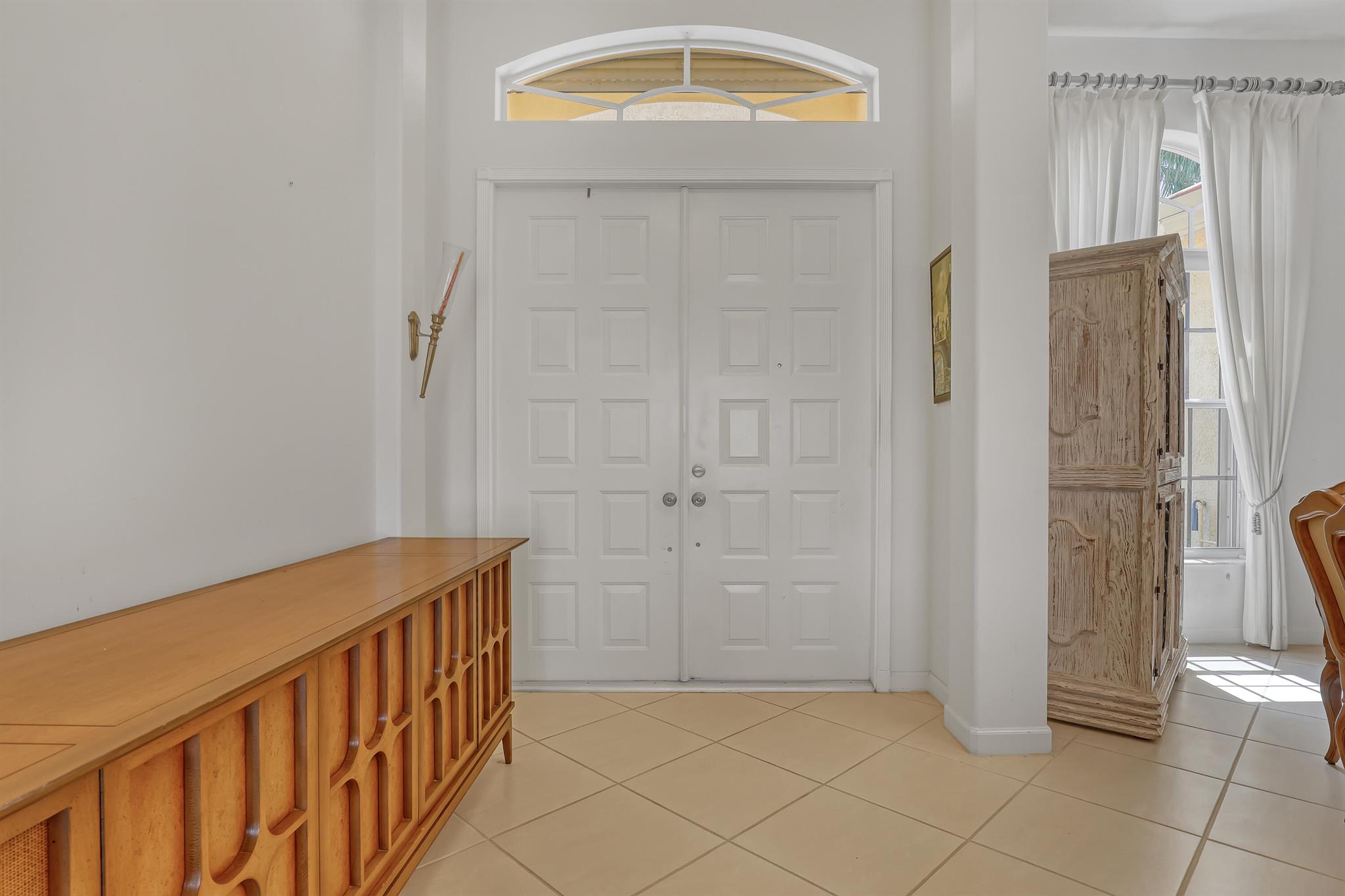 9466 Lantern Bay Circle