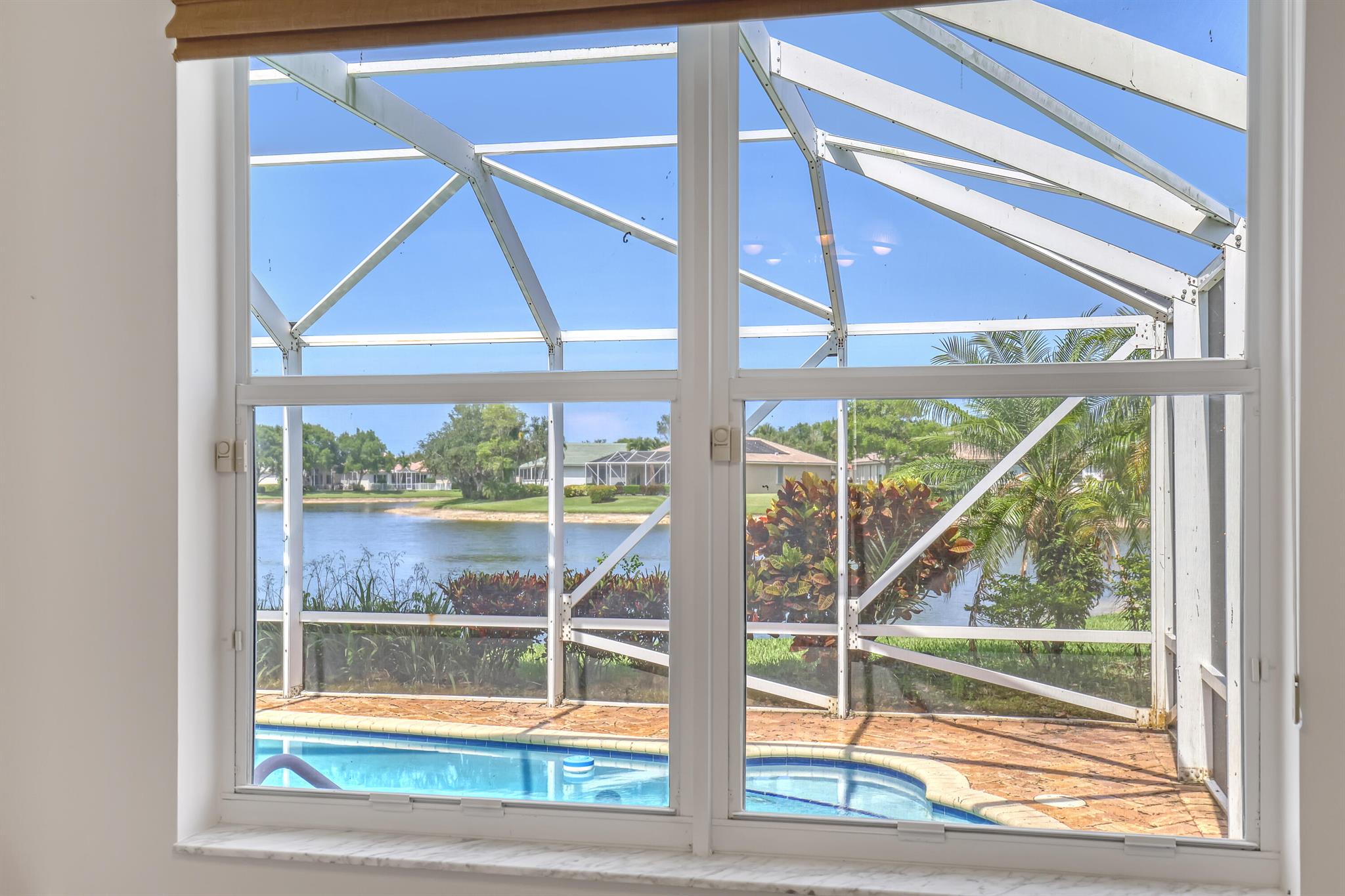 9466 Lantern Bay Circle