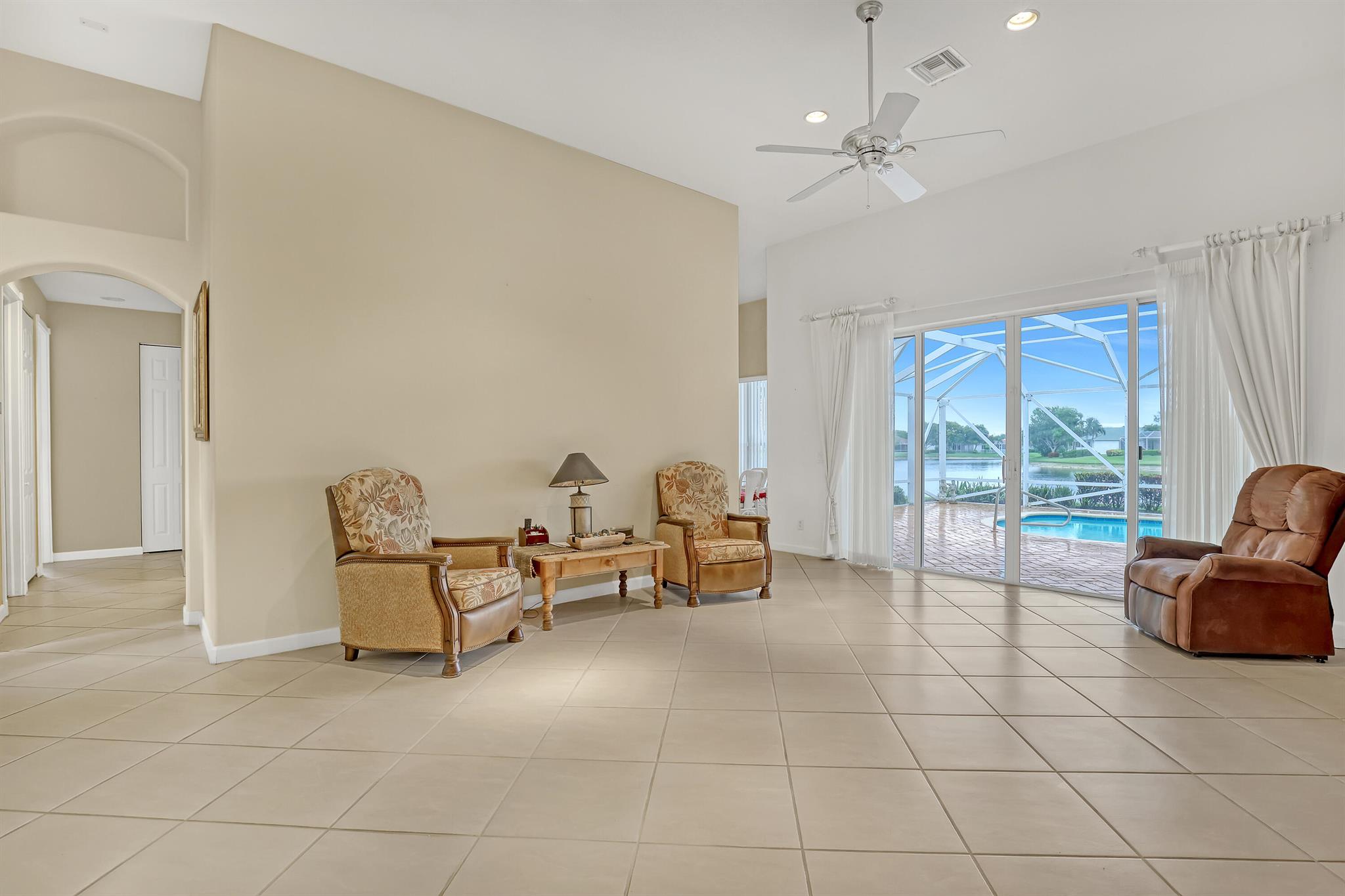 9466 Lantern Bay Circle
