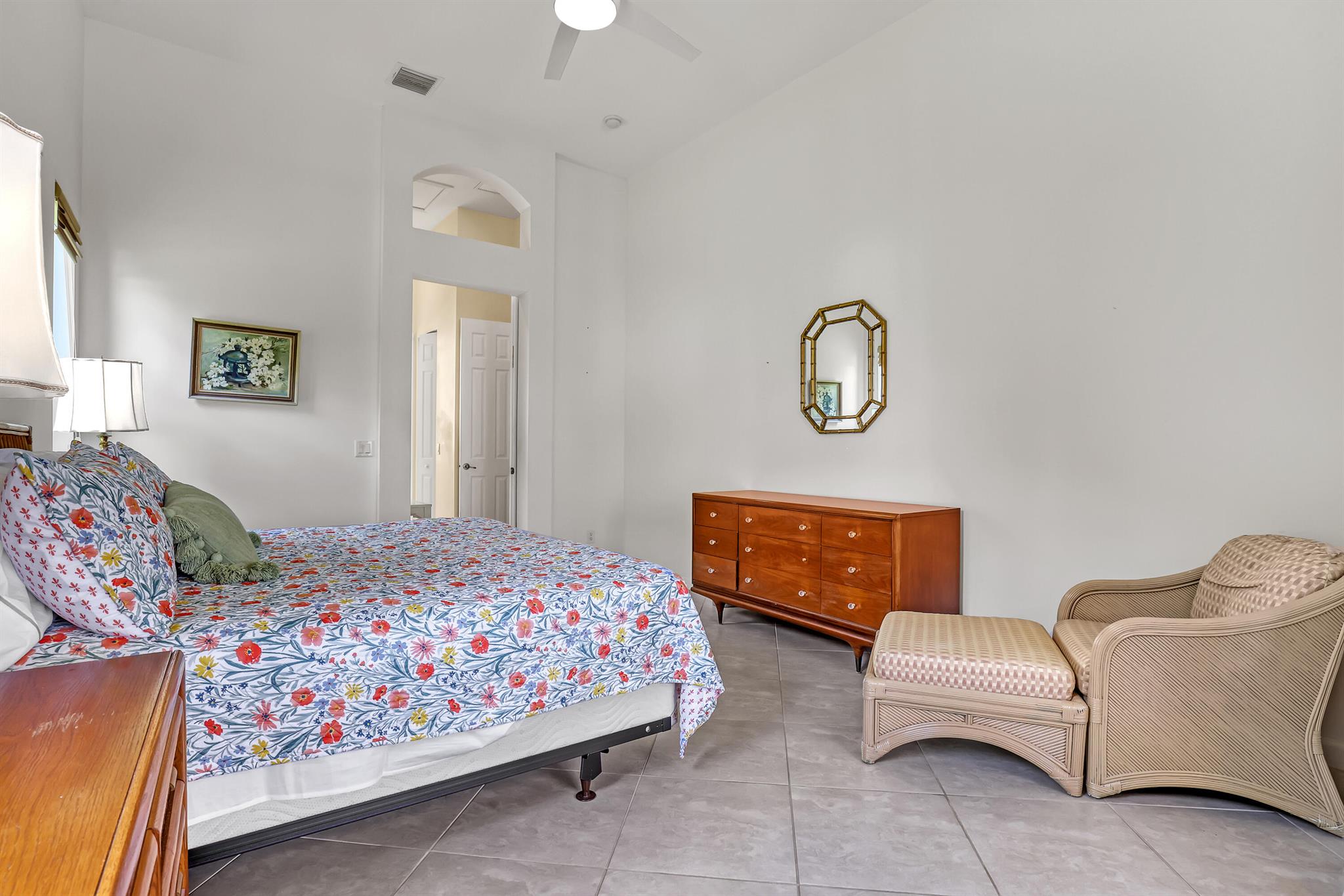 9466 Lantern Bay Circle