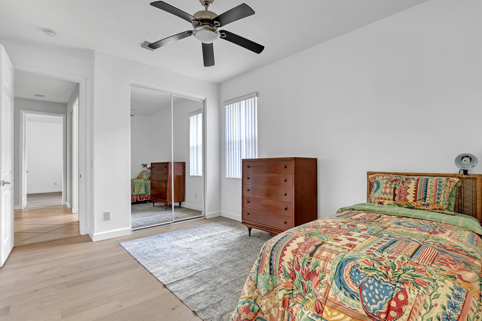 9466 Lantern Bay Circle