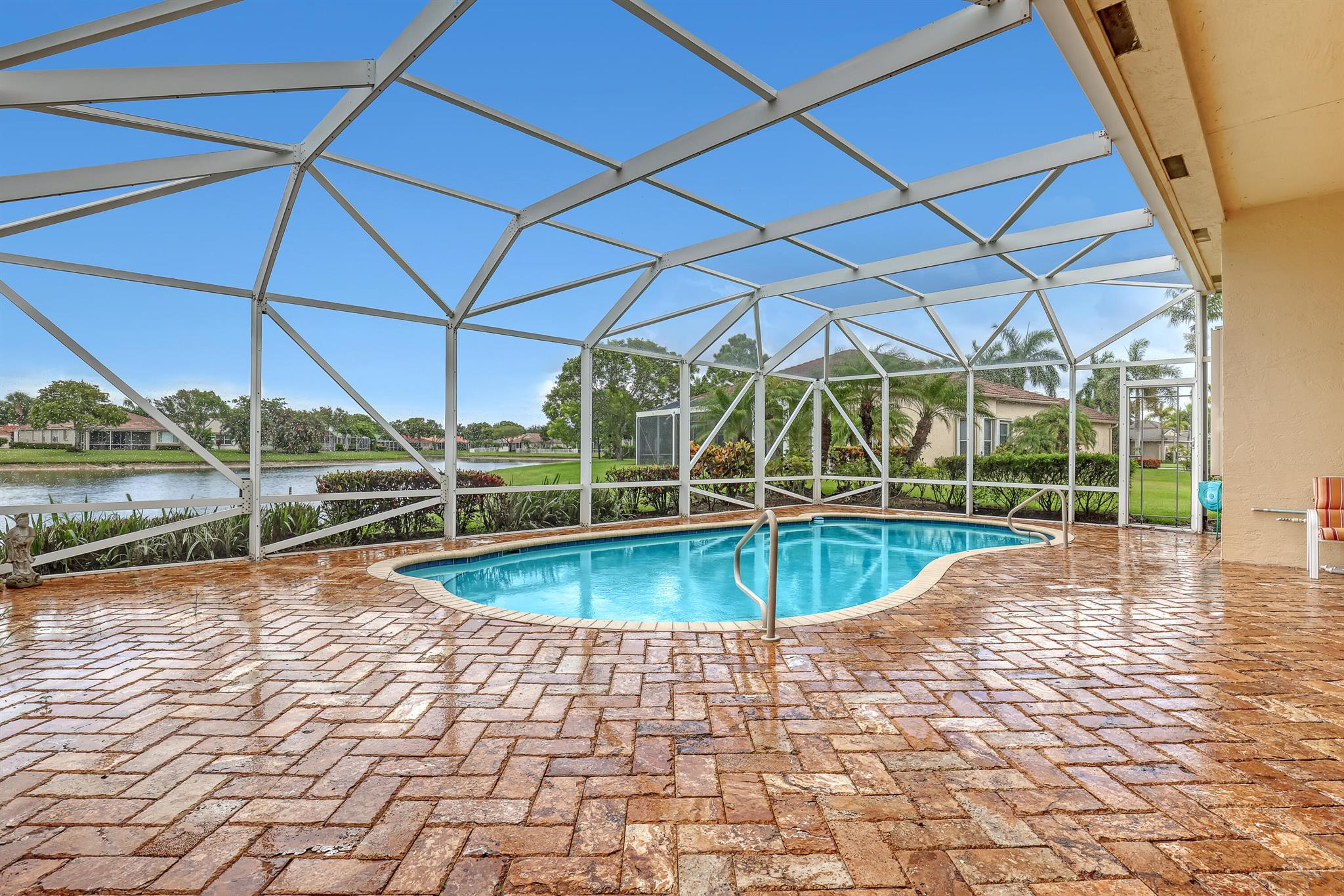 9466 Lantern Bay Circle