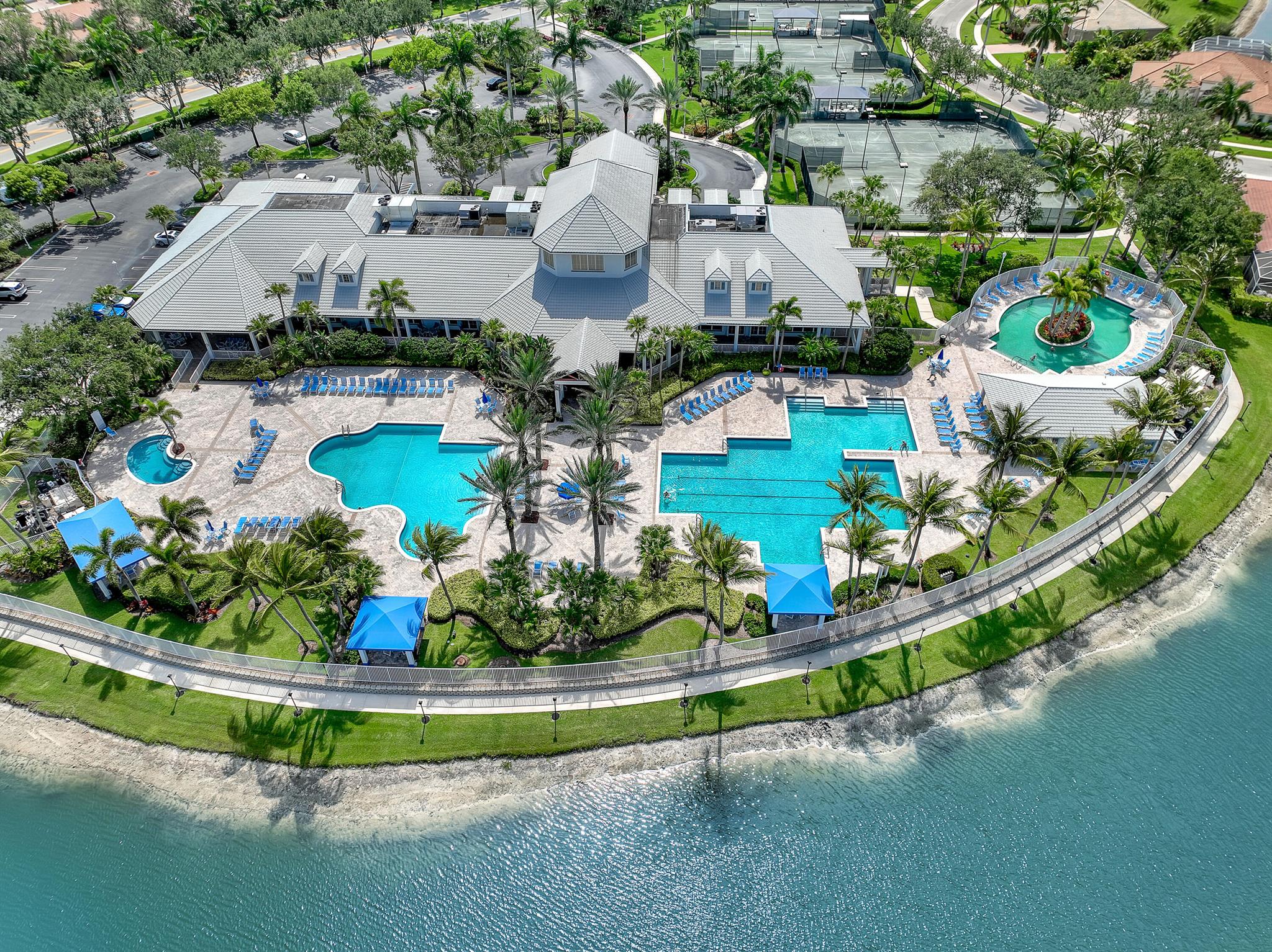 9466 Lantern Bay Circle