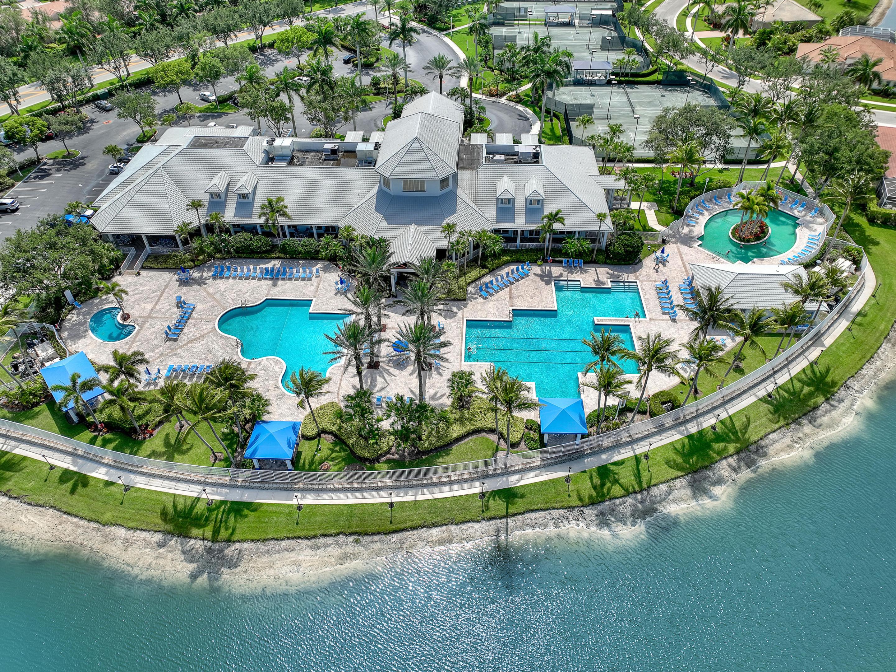 9466 Lantern Bay Circle