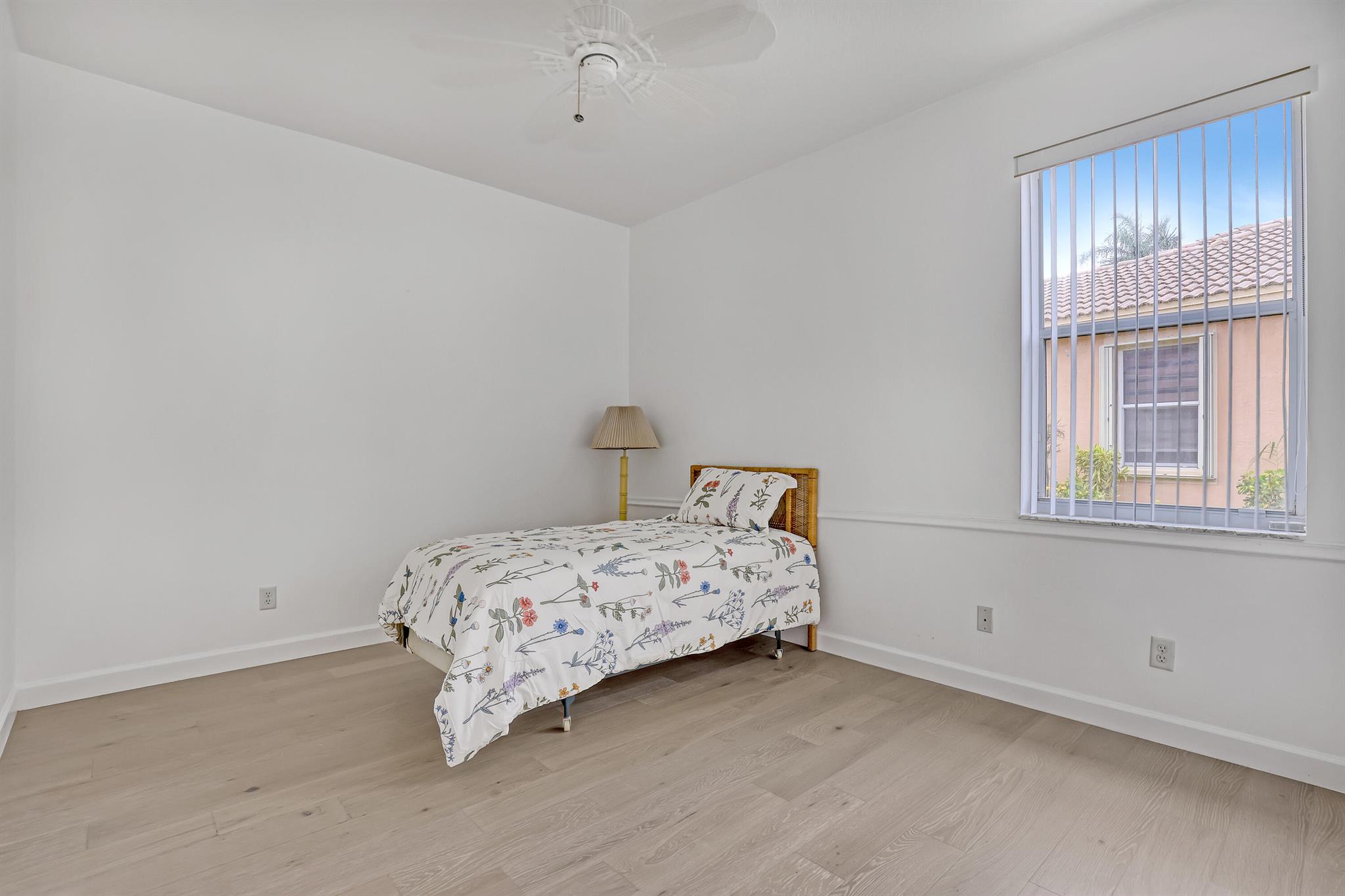 9466 Lantern Bay Circle