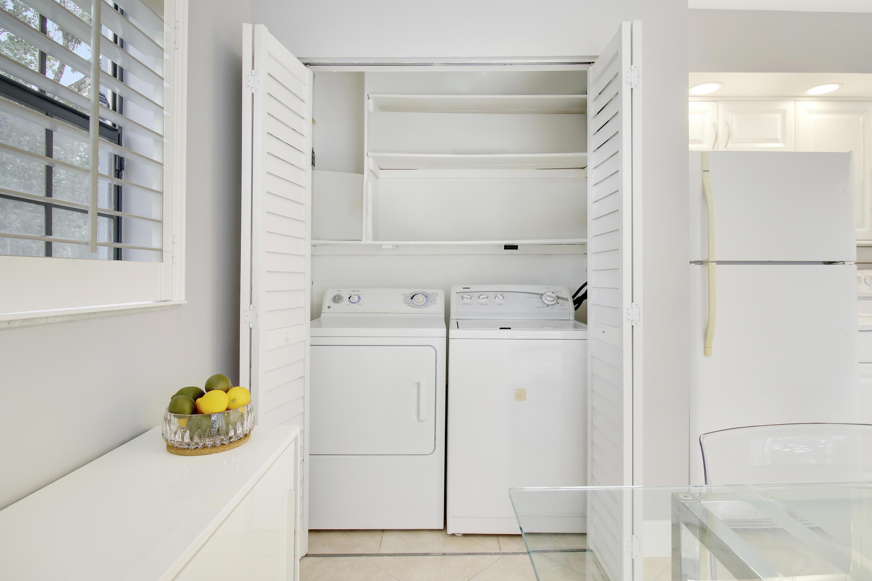 377 Prestwick Lane 2