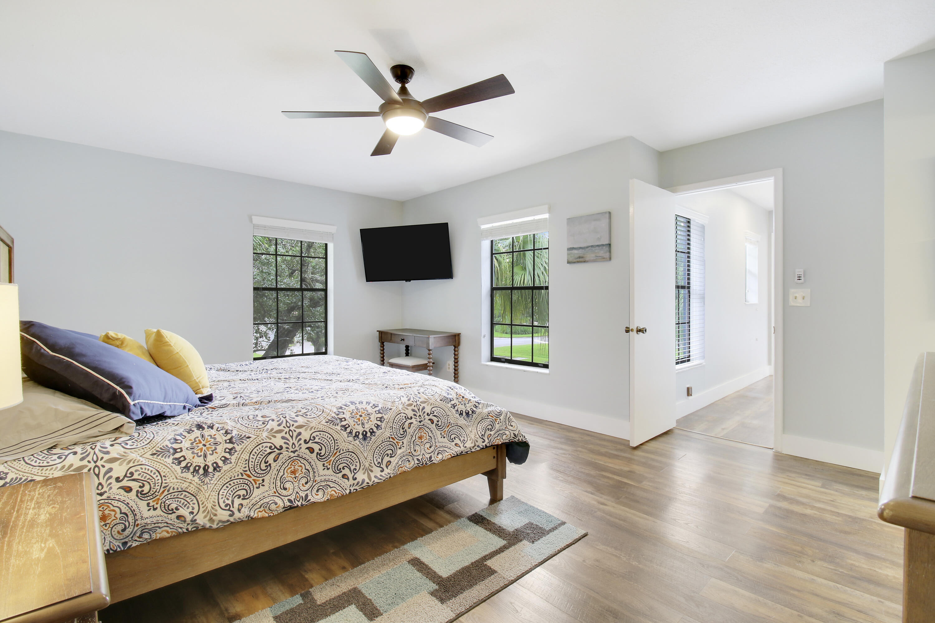 377 Prestwick Lane 2