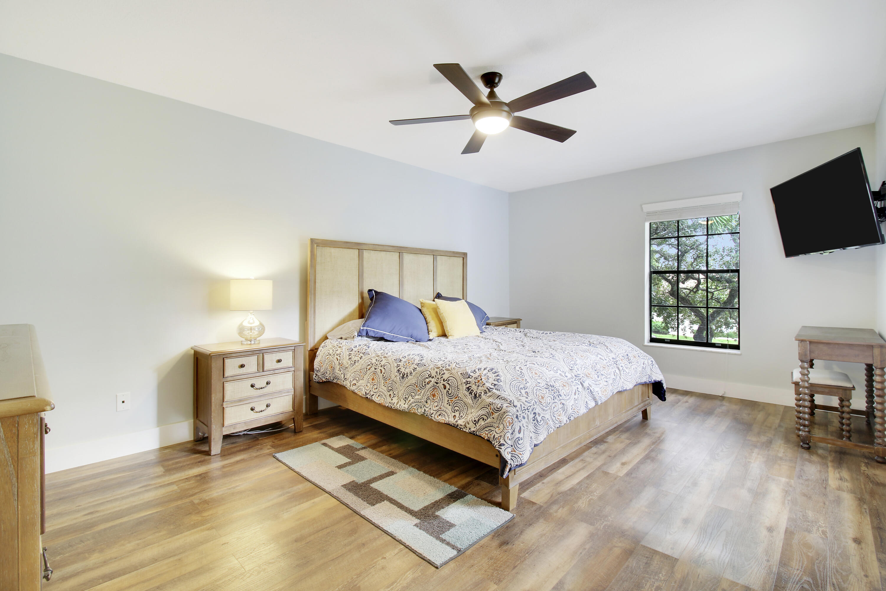 377 Prestwick Lane 2