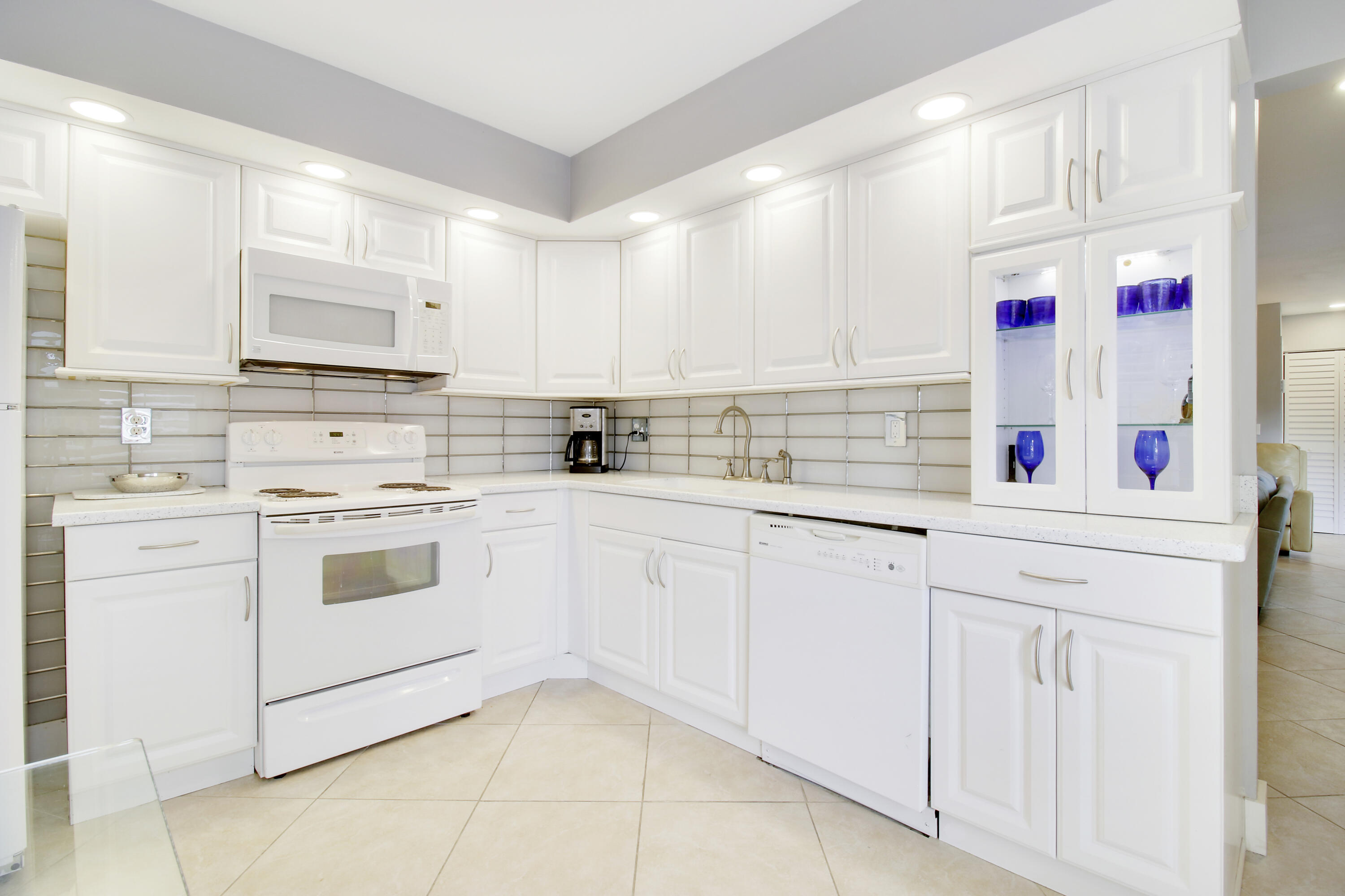 377 Prestwick Lane 2