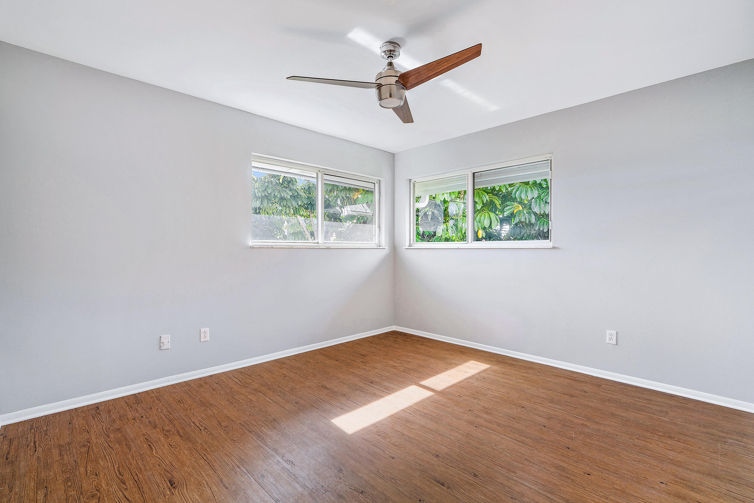 2929 SE Ocean Boulevard M10