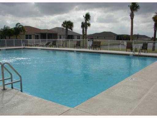 552 SW Calamondin Way SW