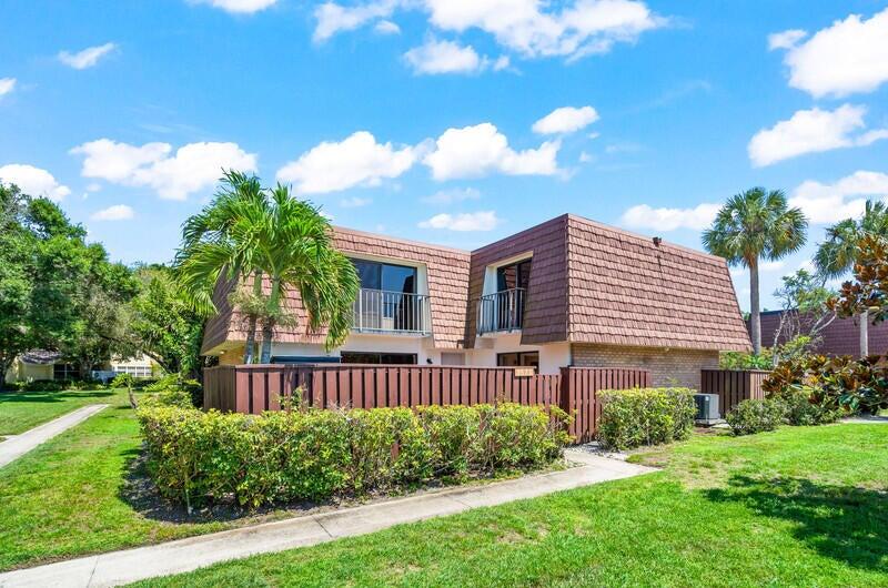 3571 SW Sunset Trace Circle