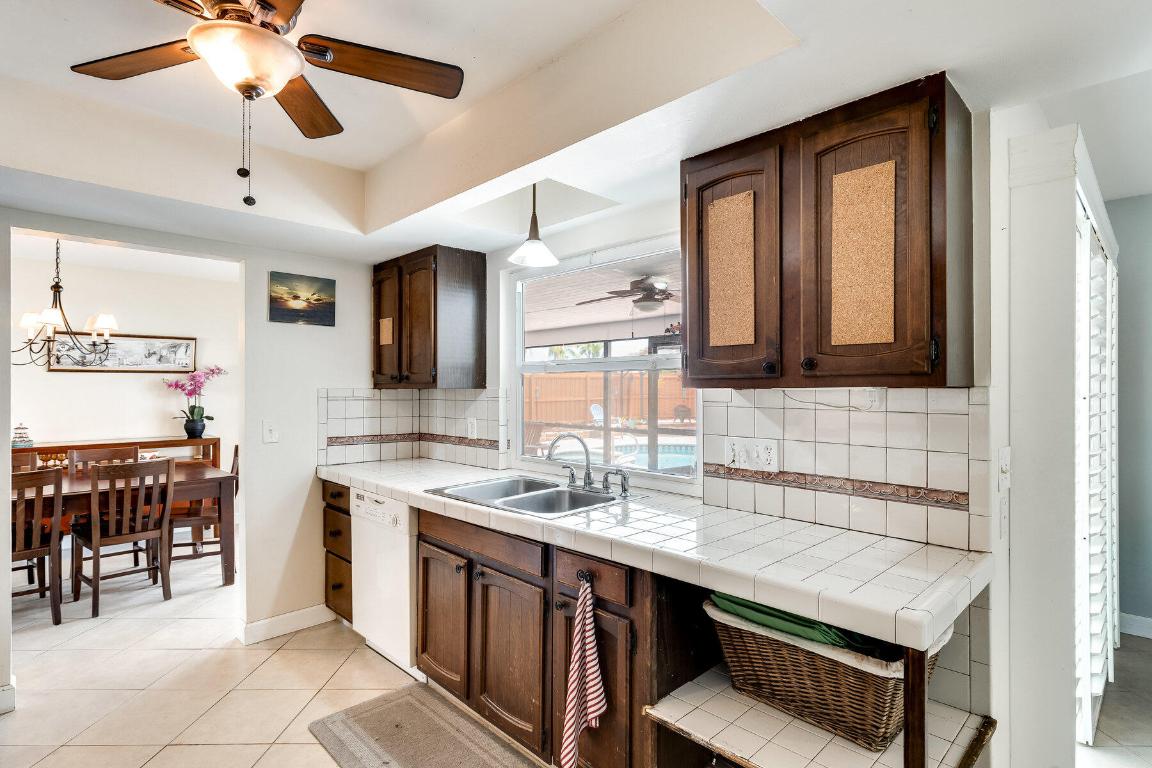 4380 Butternut Street