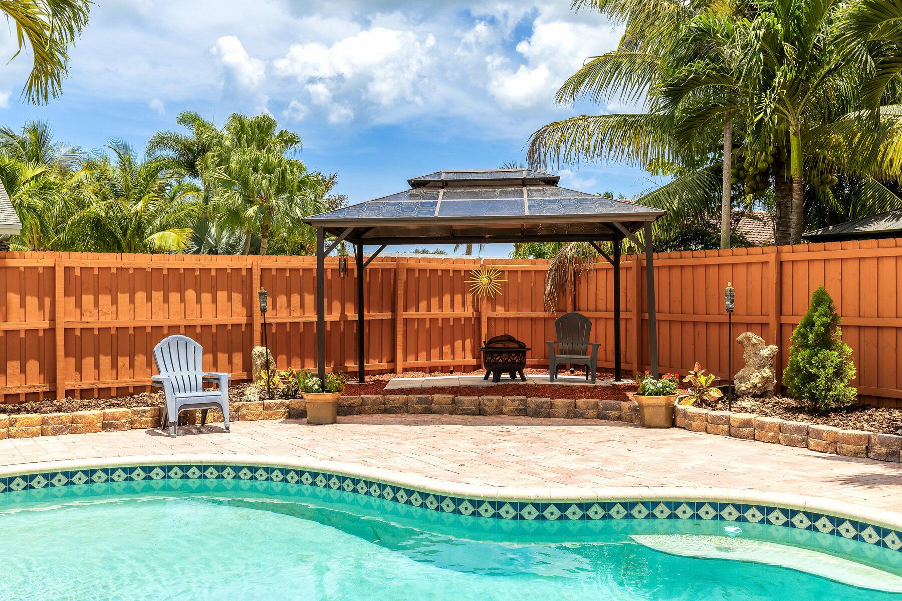 4380 Butternut Street