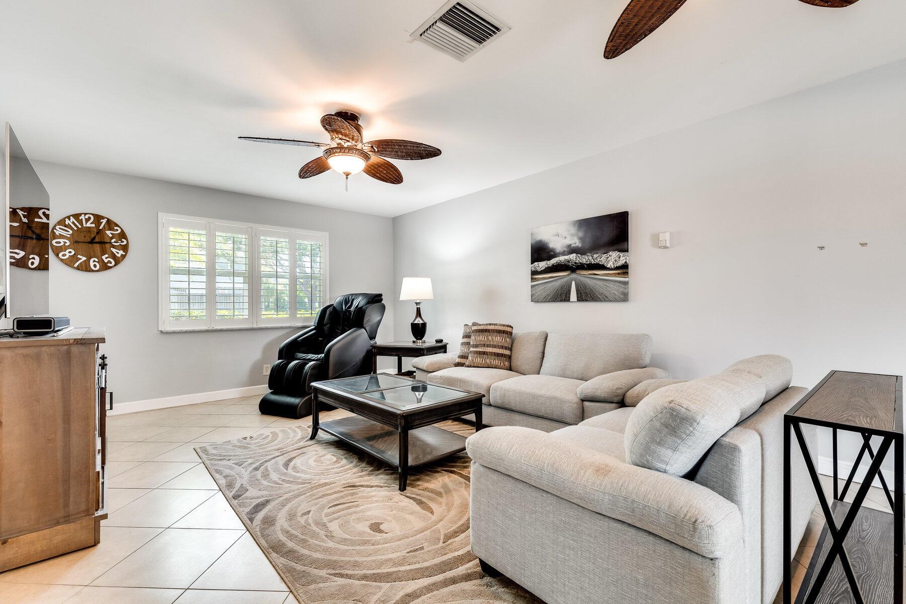 4380 Butternut Street