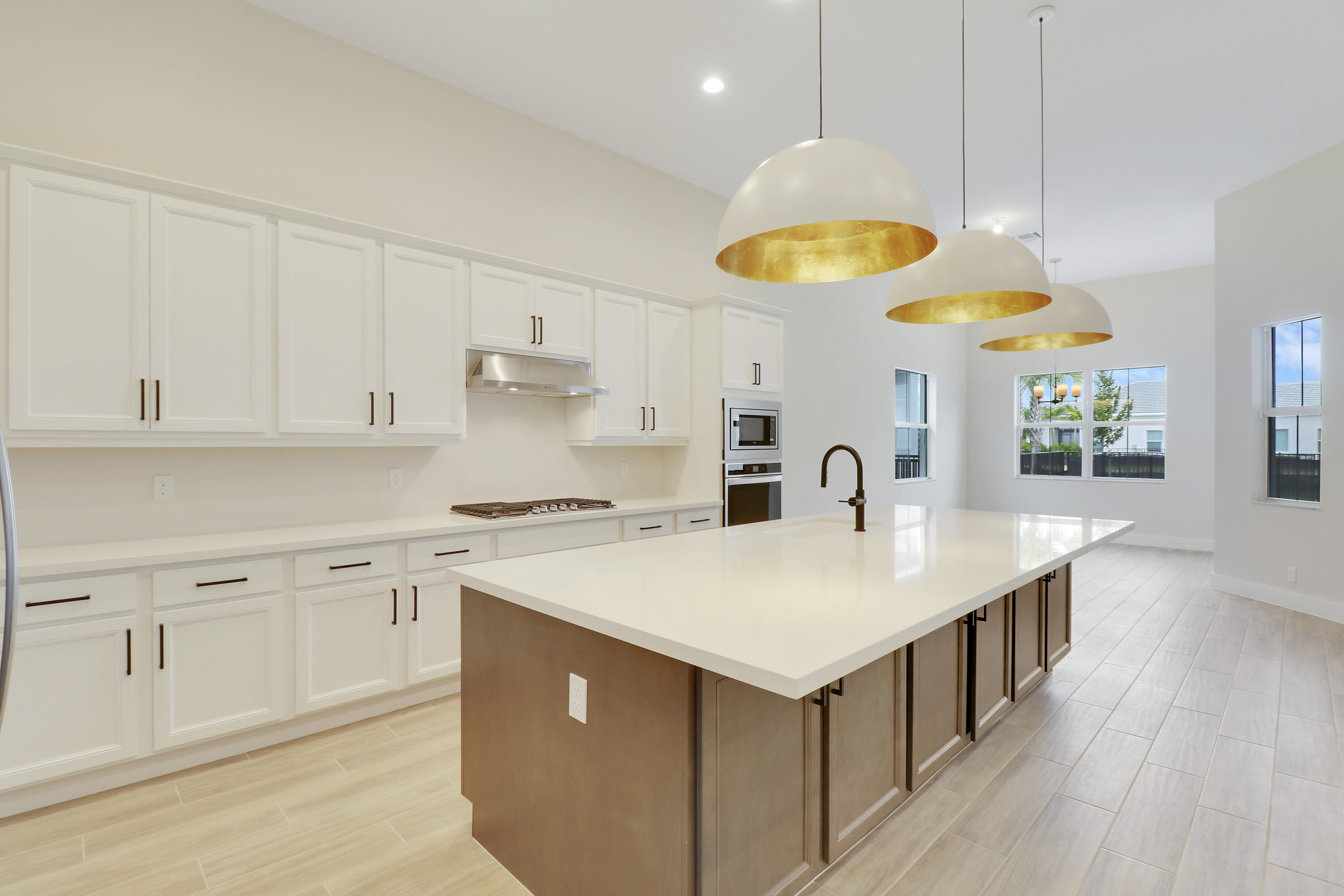 12549 Nautilus Circle