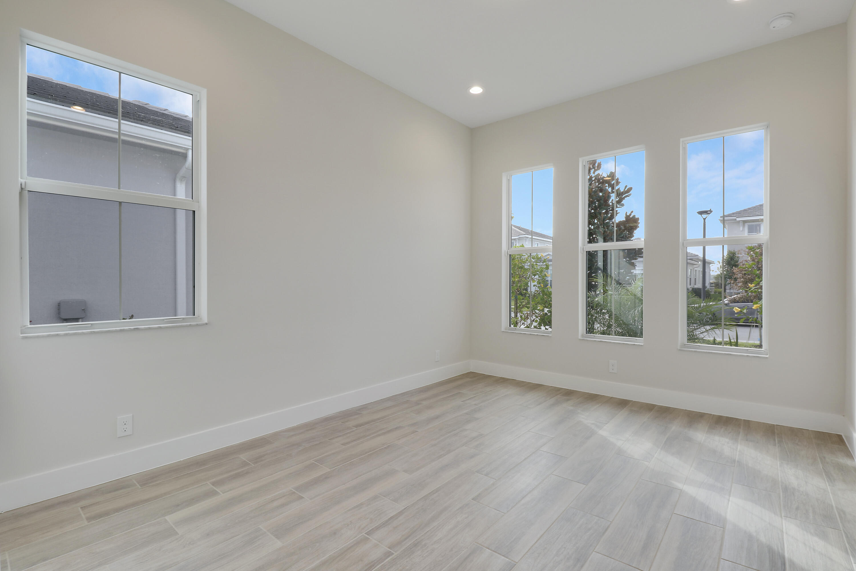 12549 Nautilus Circle