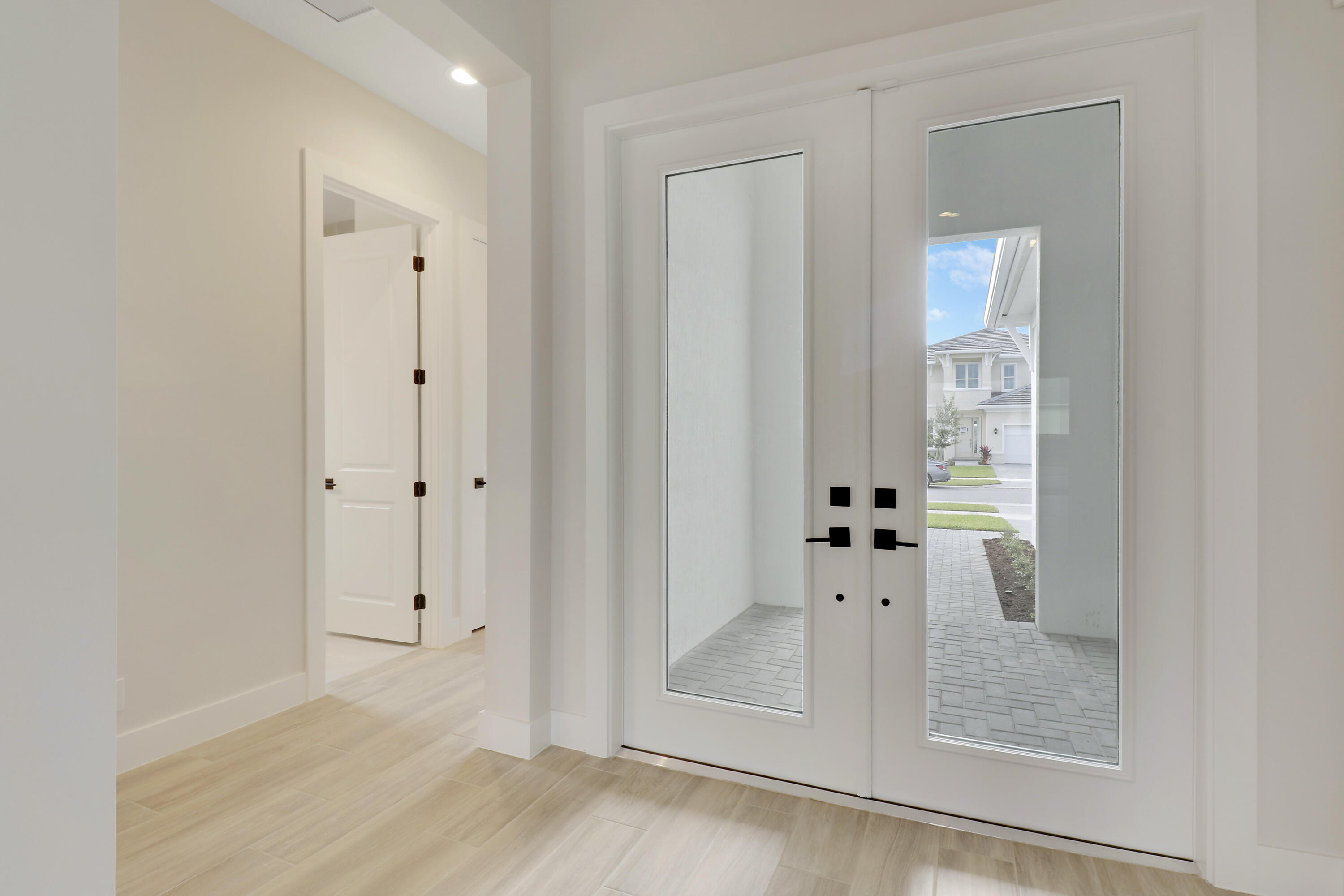 12549 Nautilus Circle