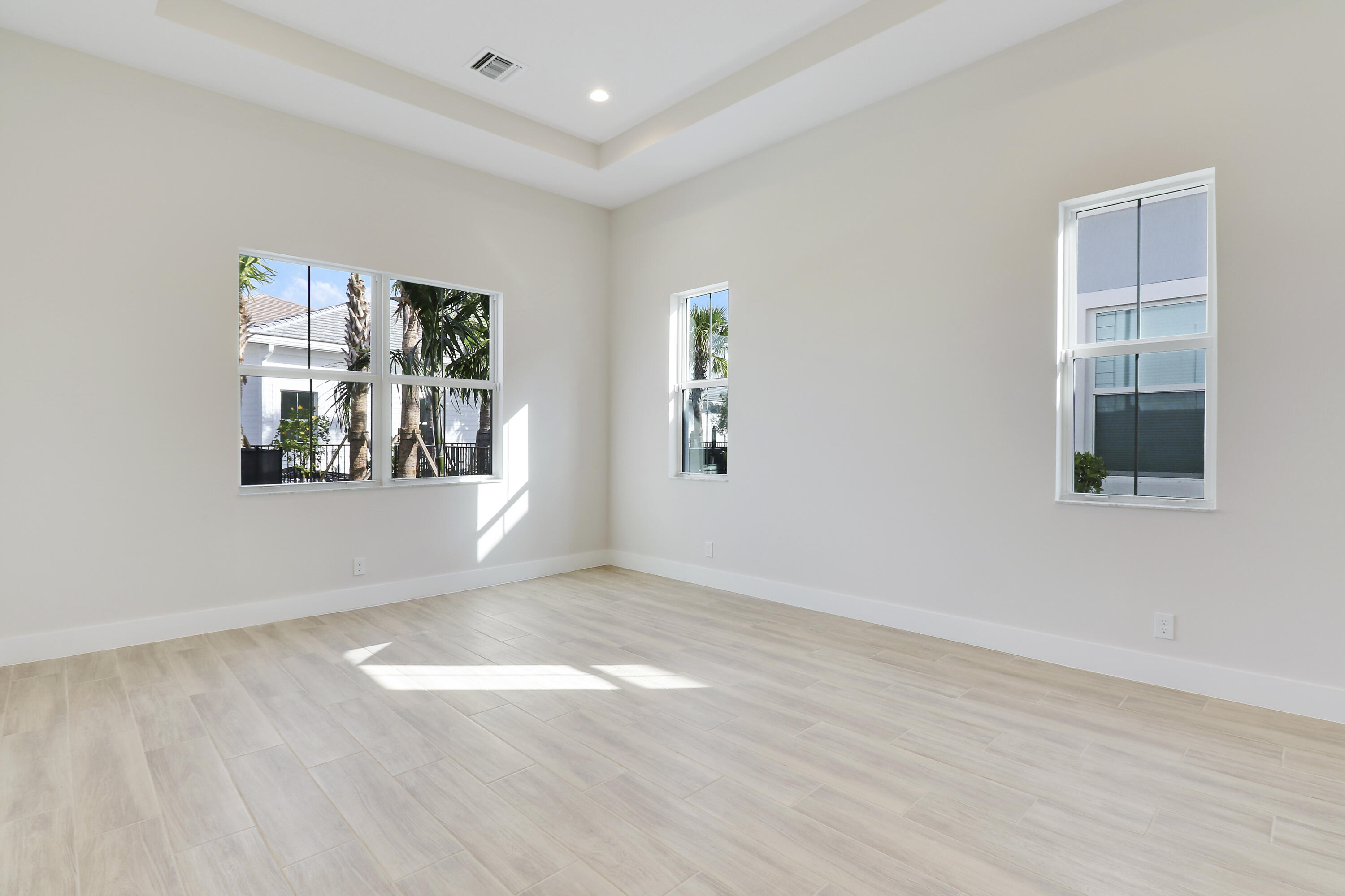12549 Nautilus Circle