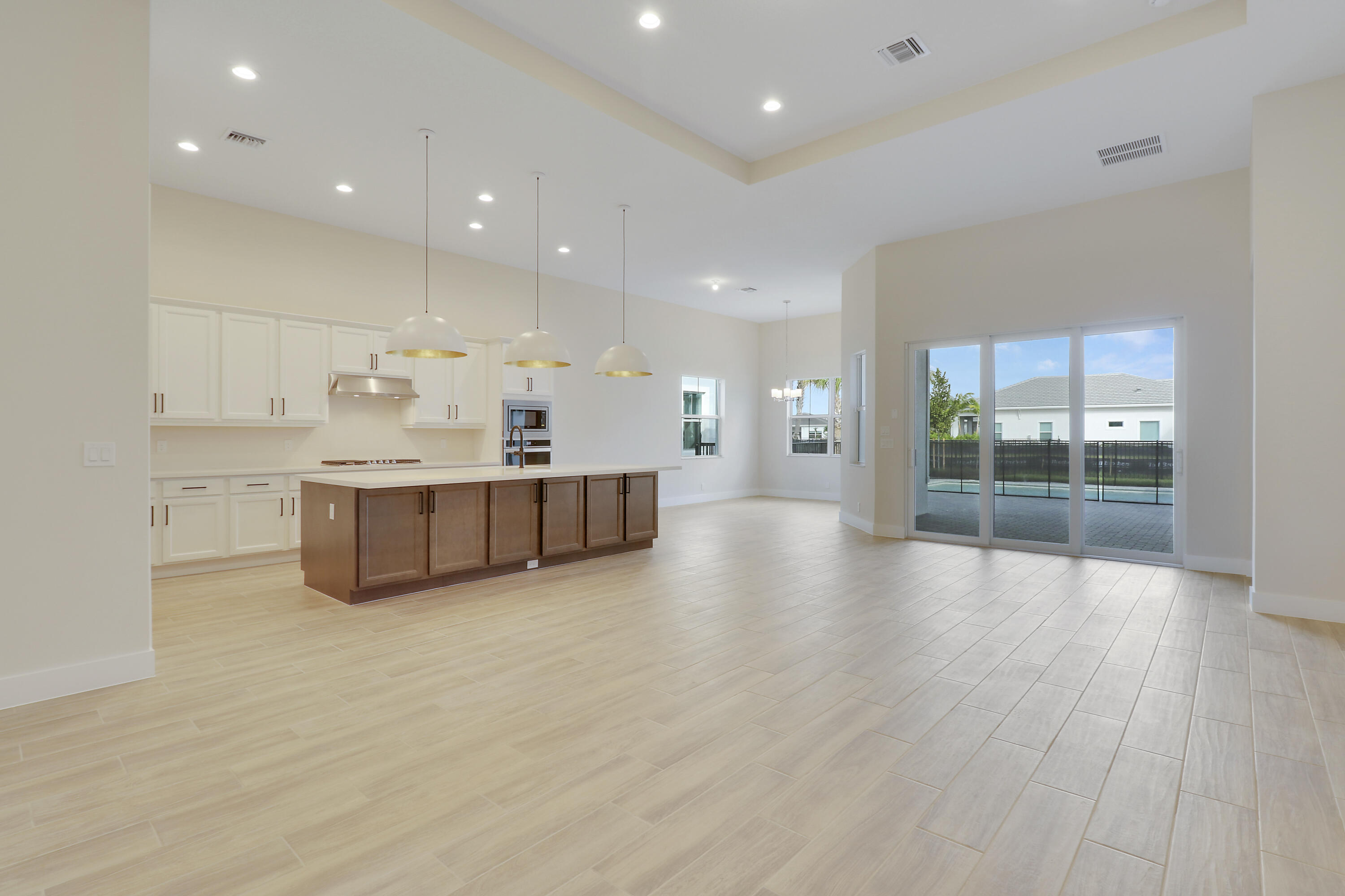 12549 Nautilus Circle