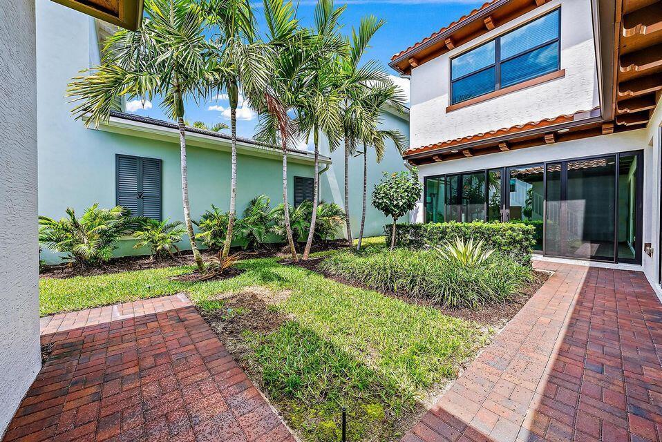 1193 Faulkner Terrace