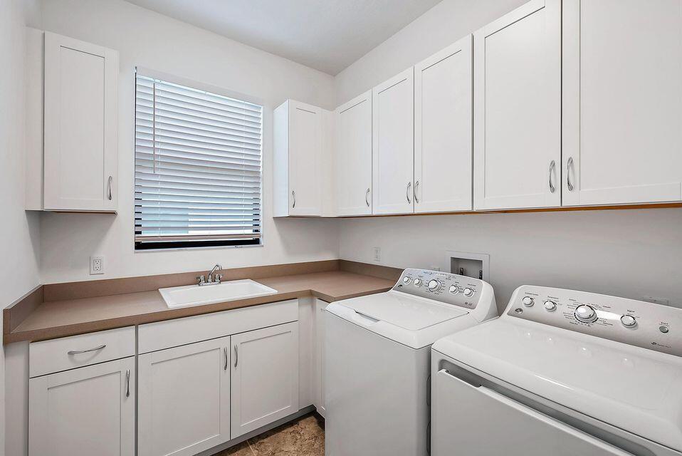 1193 Faulkner Terrace