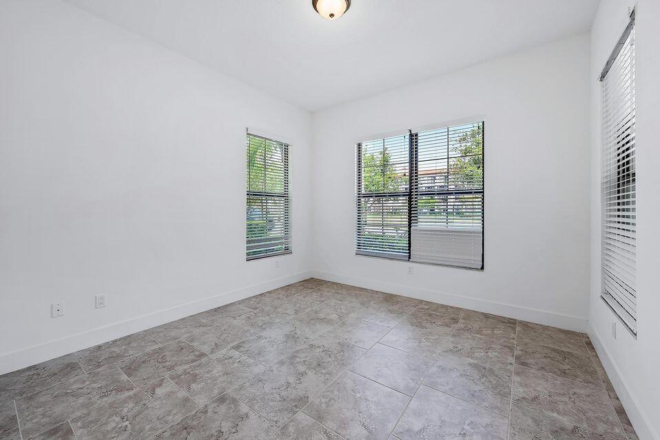 1193 Faulkner Terrace