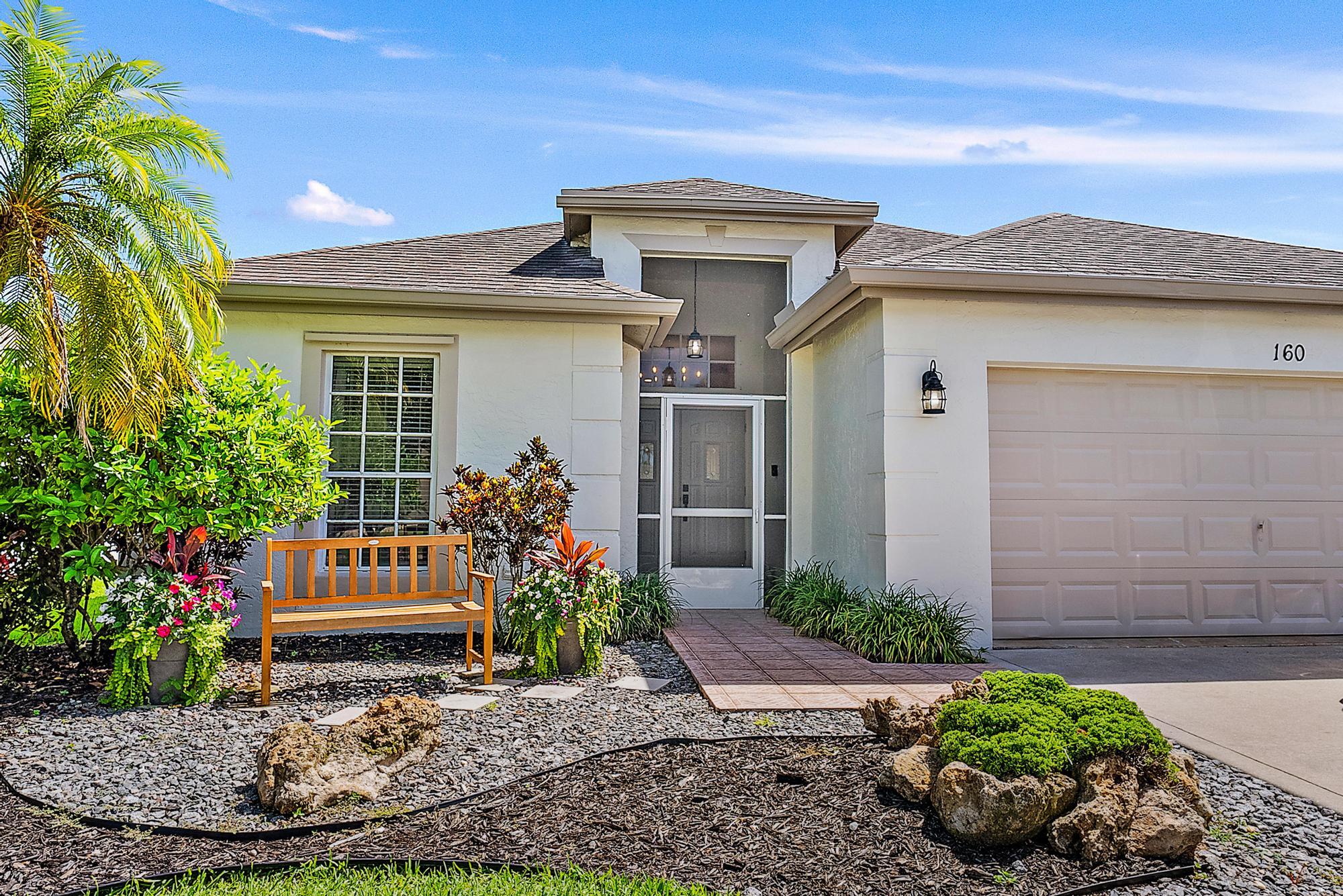 160 Saratoga Boulevard E