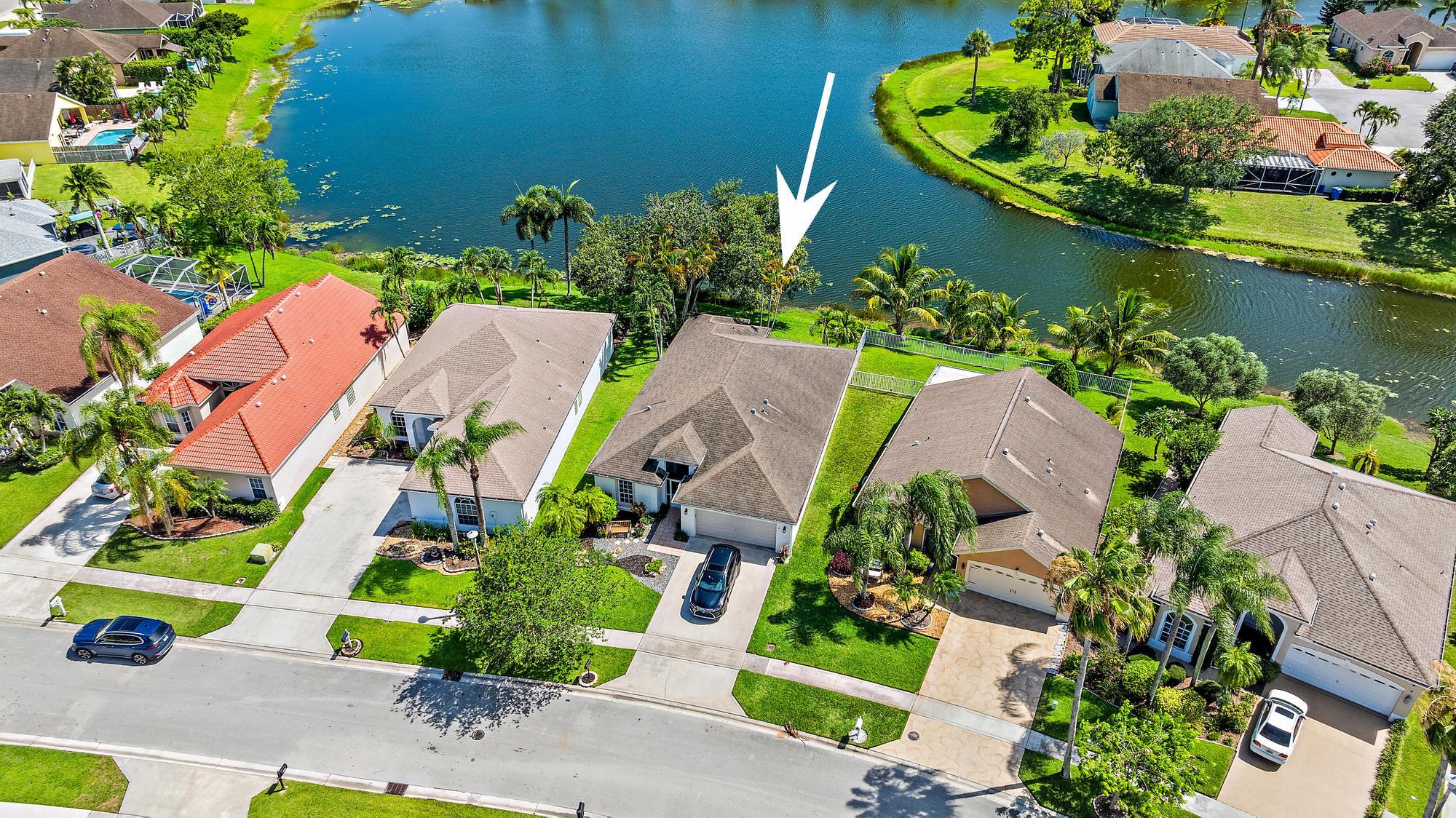 160 Saratoga Boulevard E