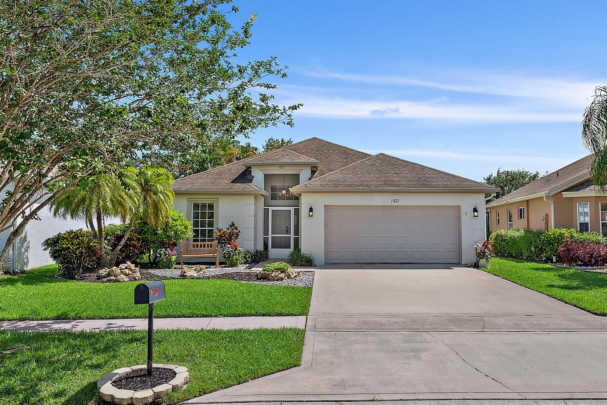 160 Saratoga Boulevard E