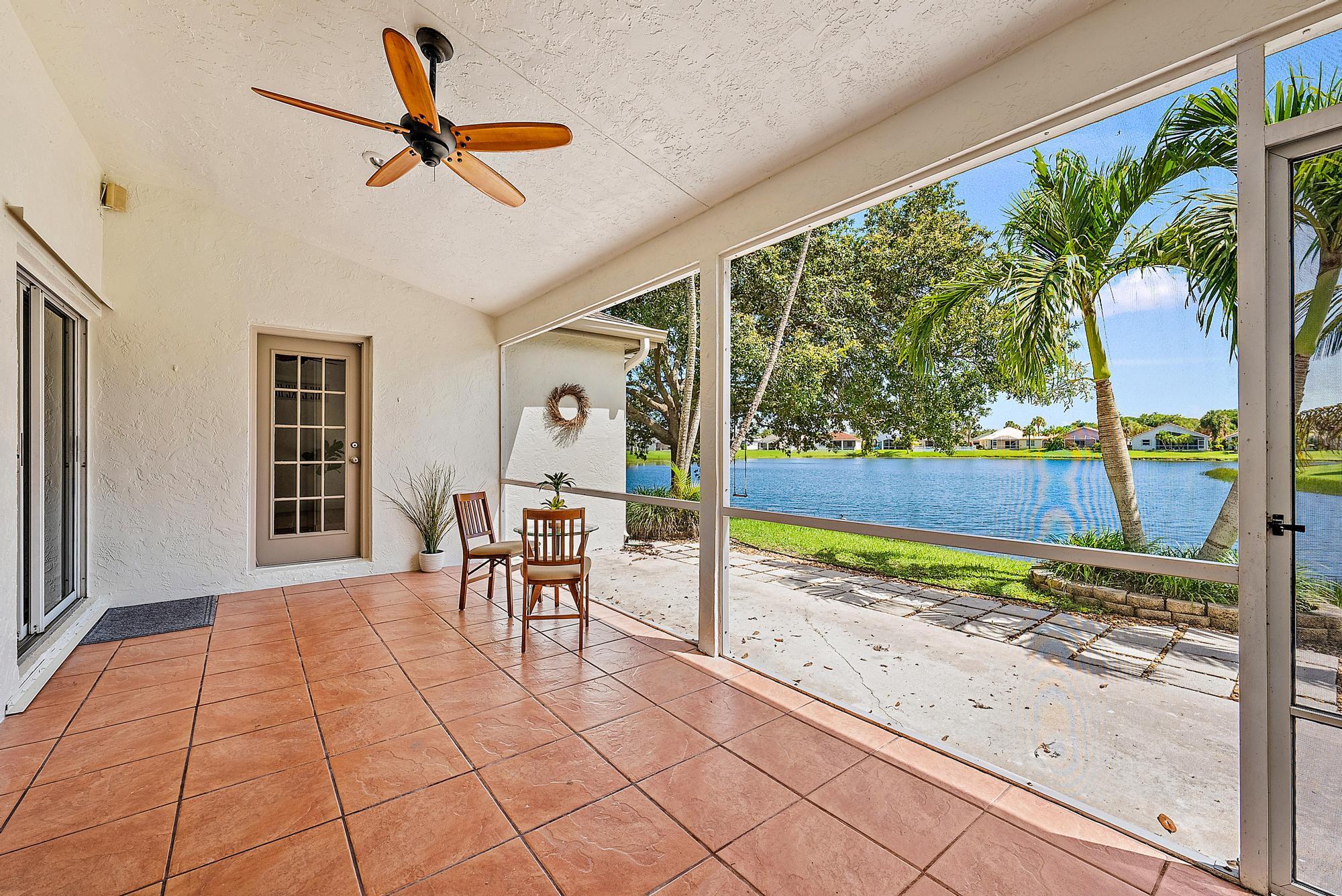 160 Saratoga Boulevard E